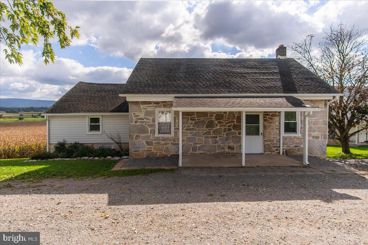 22143 OLD FORGE ROAD