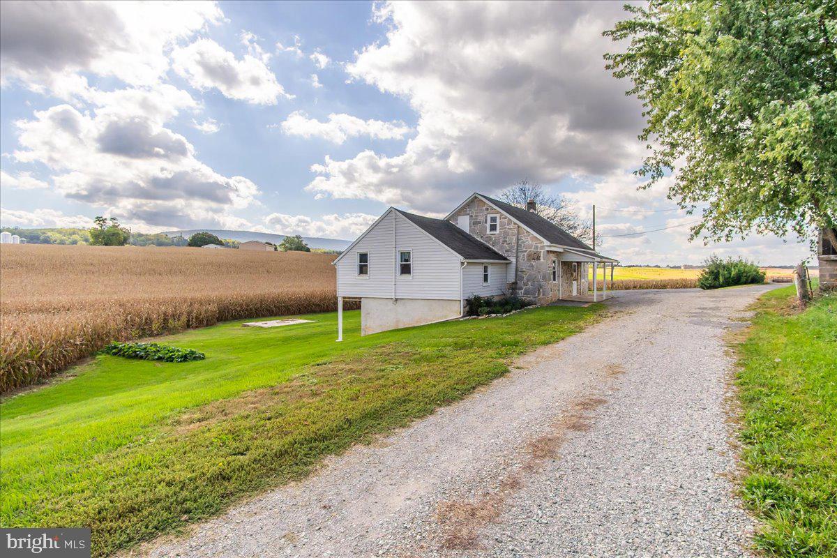 22143 OLD FORGE ROAD