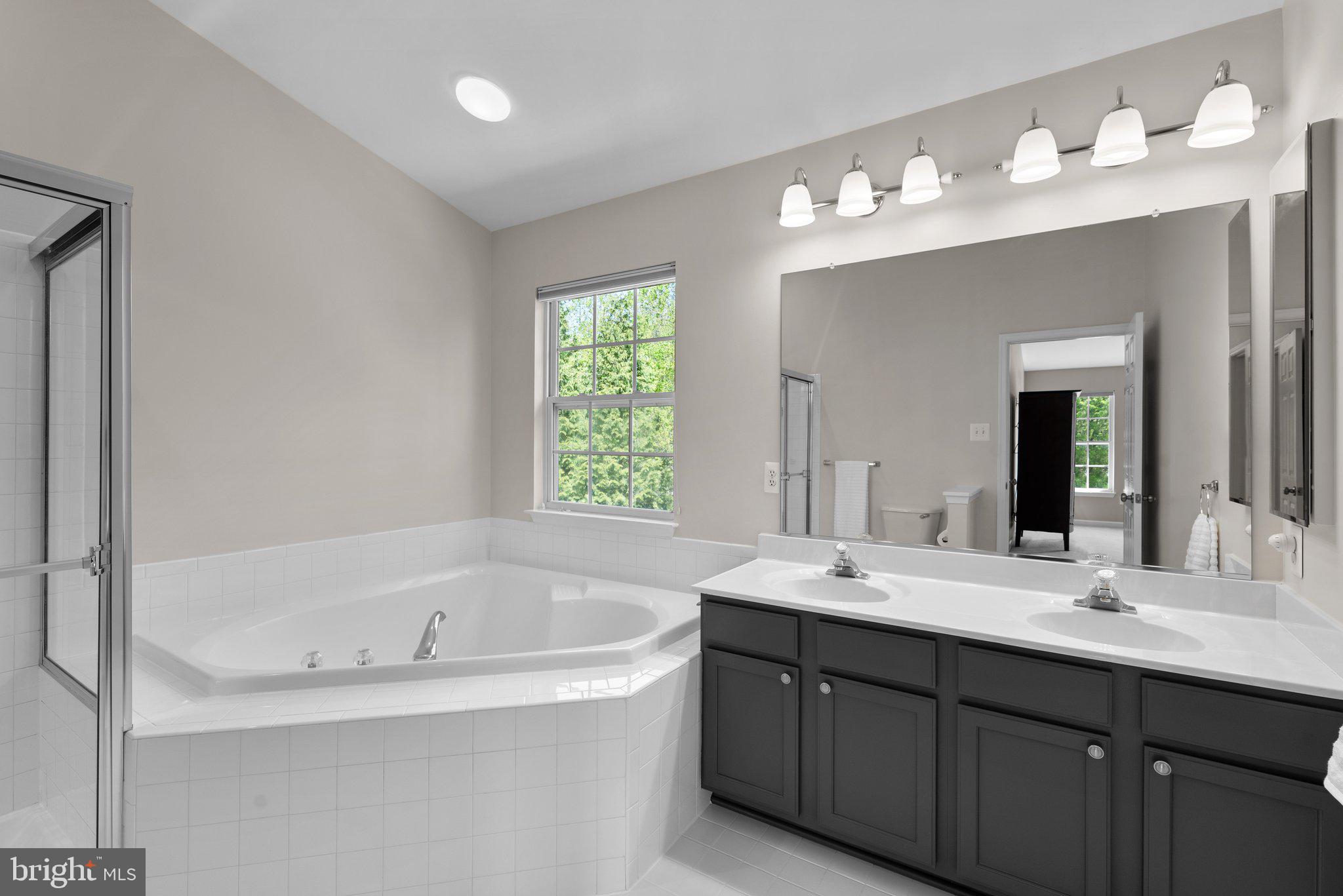 TREYBURN - Residential