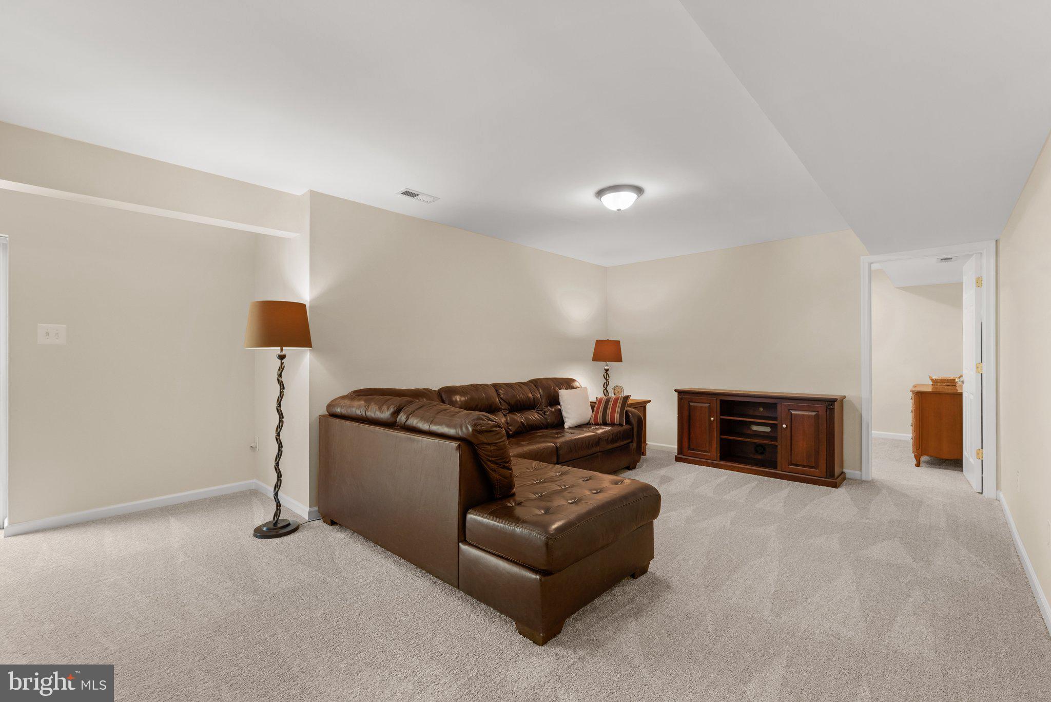 TREYBURN - Residential