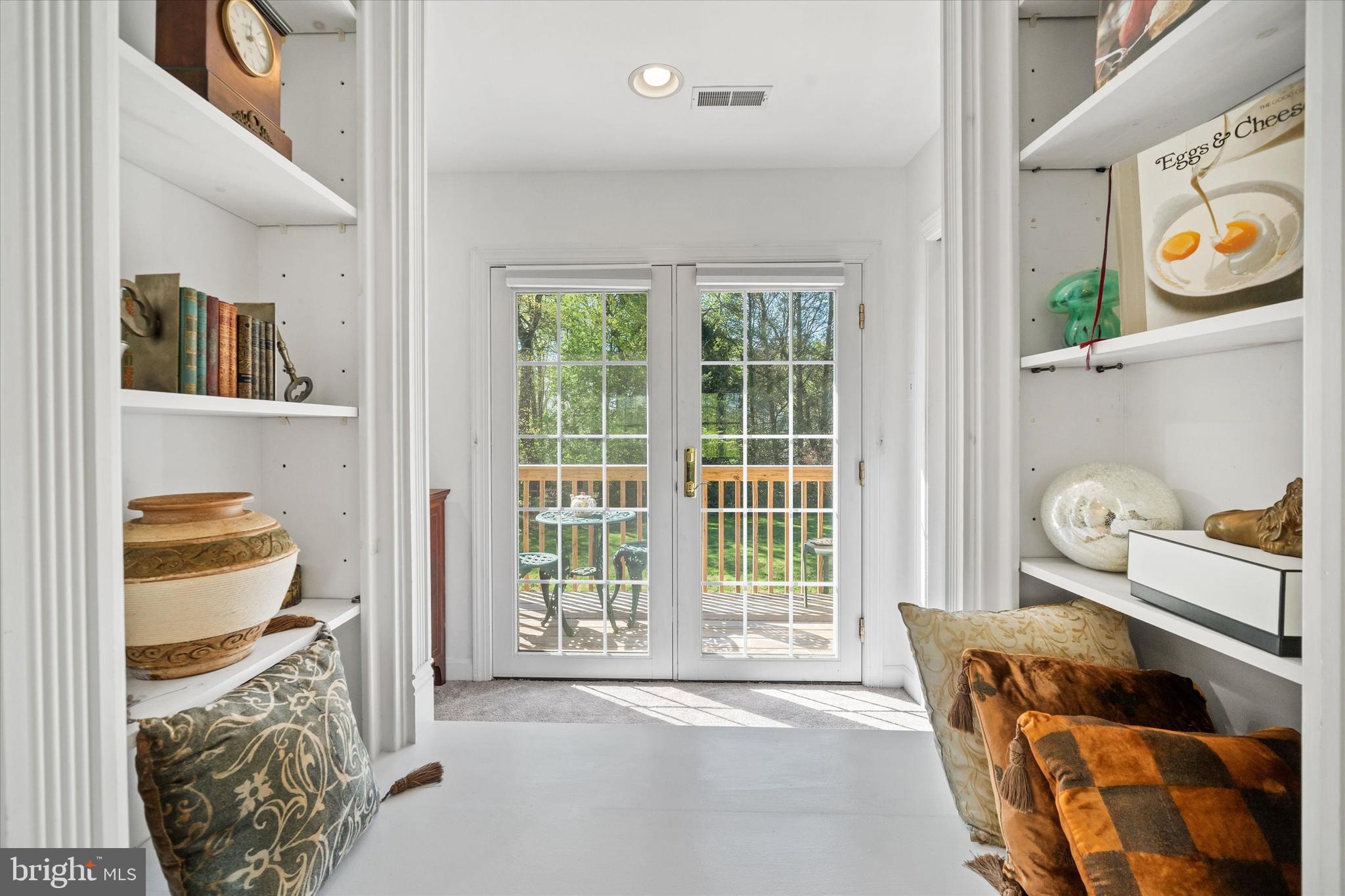 BLACKSHIRE - Residential