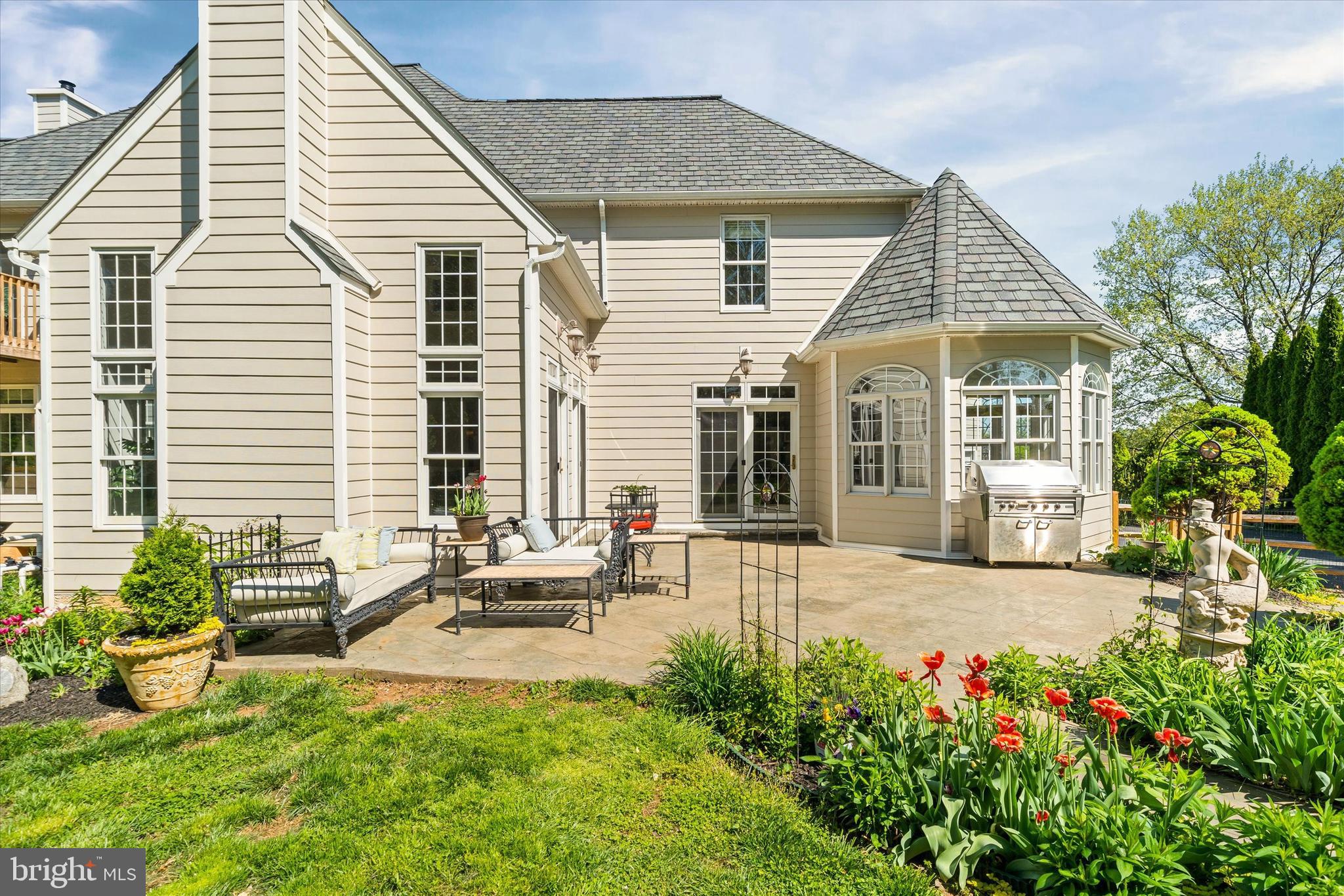 BLACKSHIRE - Residential