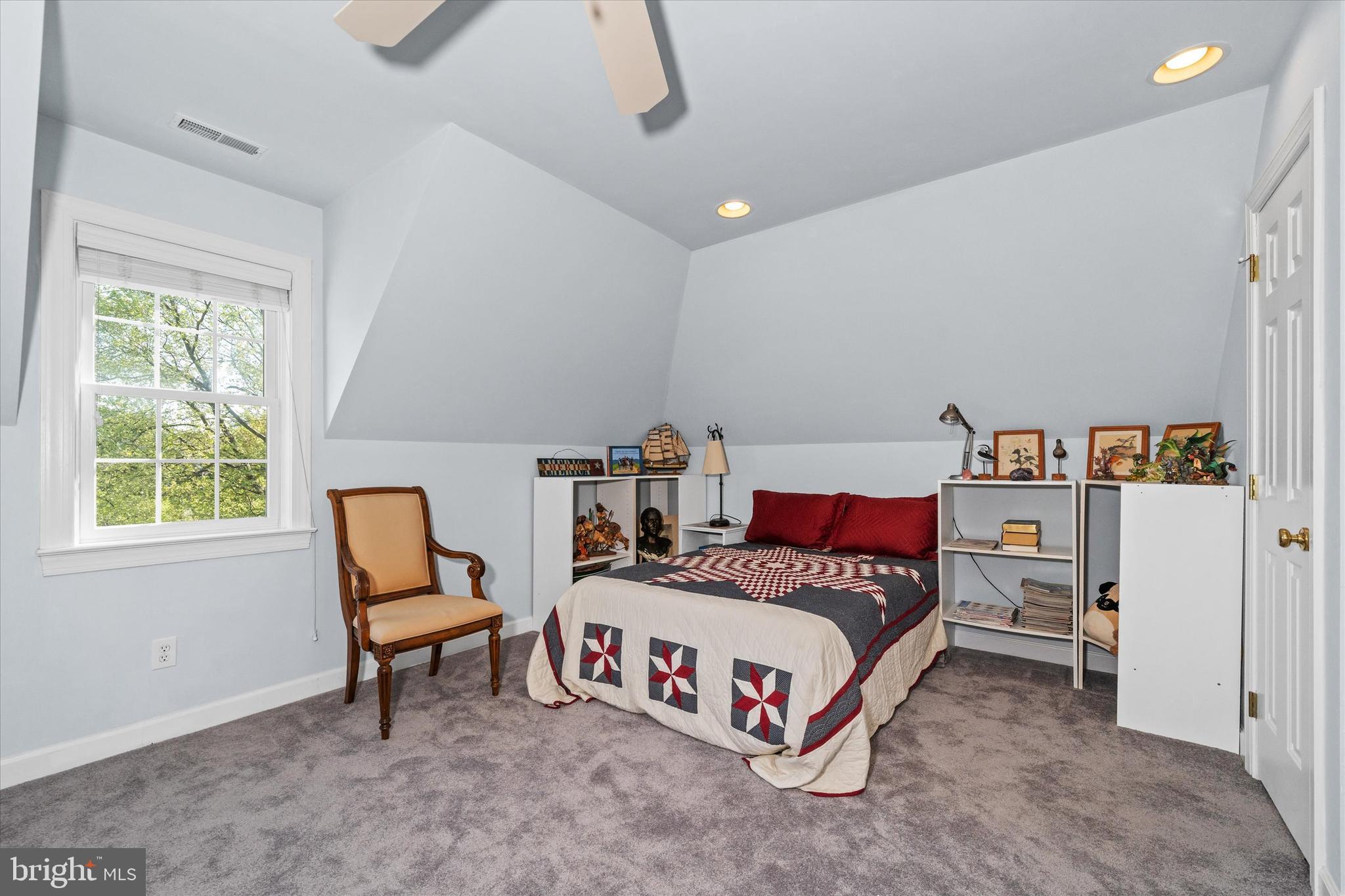 BLACKSHIRE - Residential