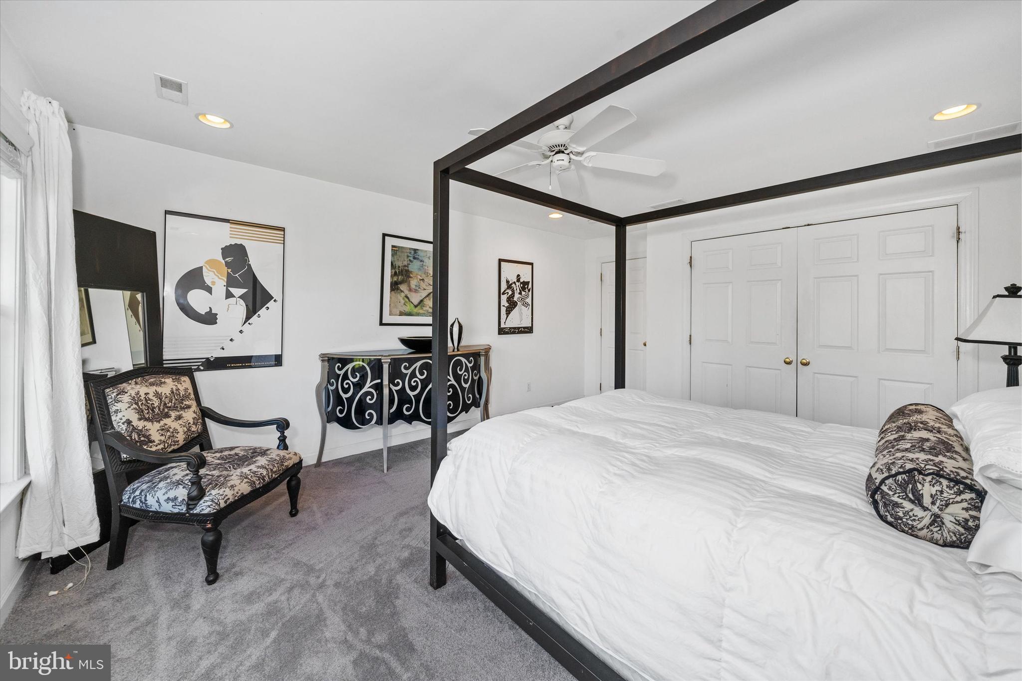 BLACKSHIRE - Residential