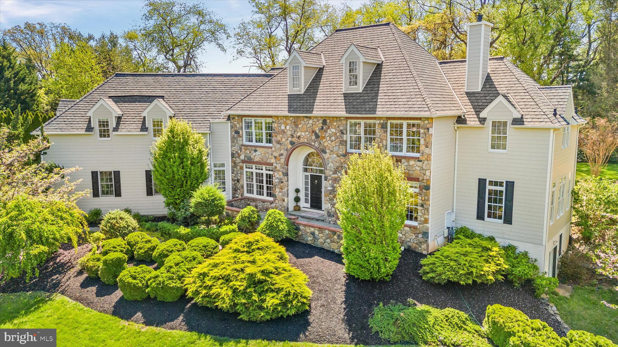 BLACKSHIRE - Residential