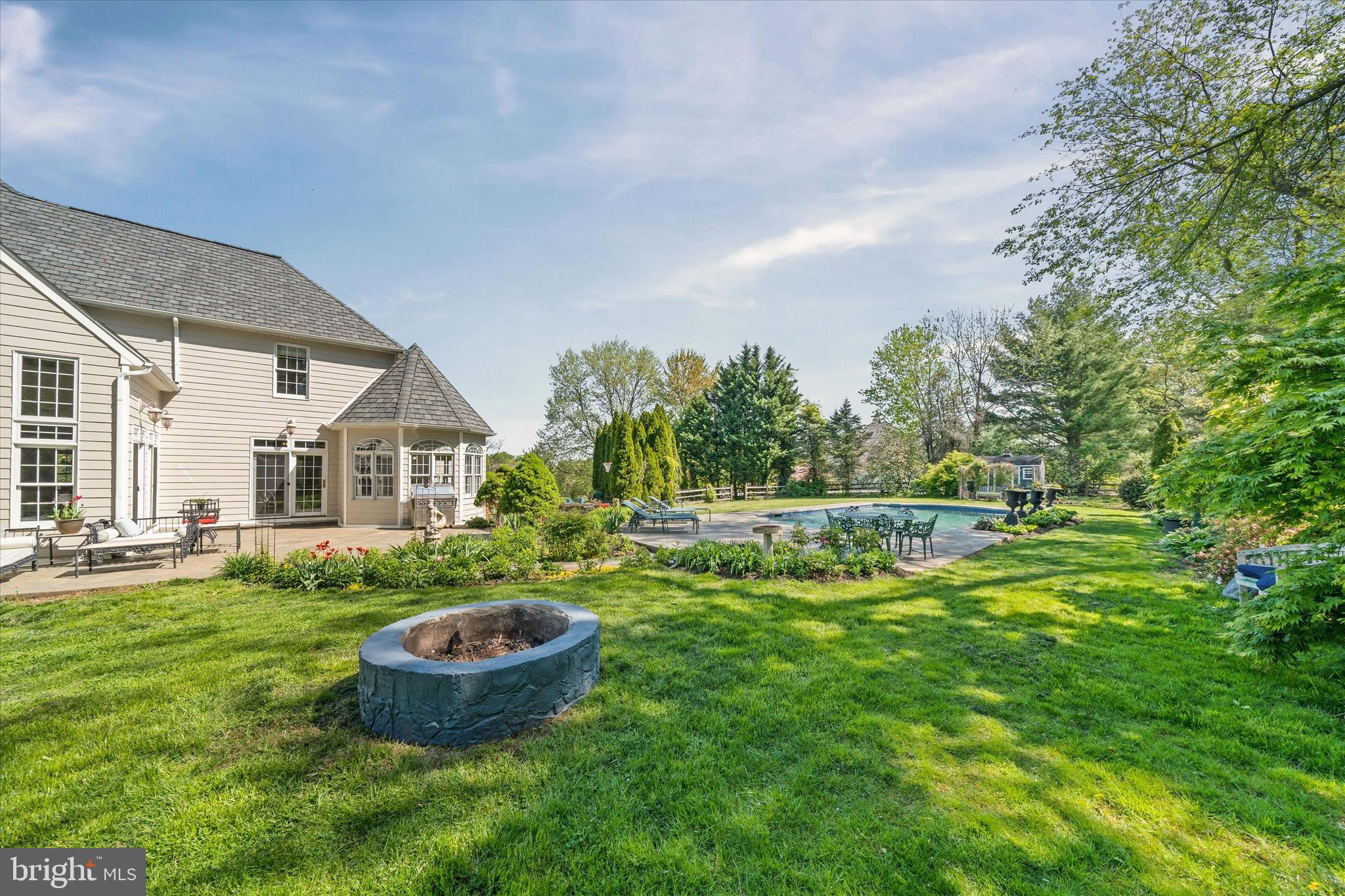 BLACKSHIRE - Residential