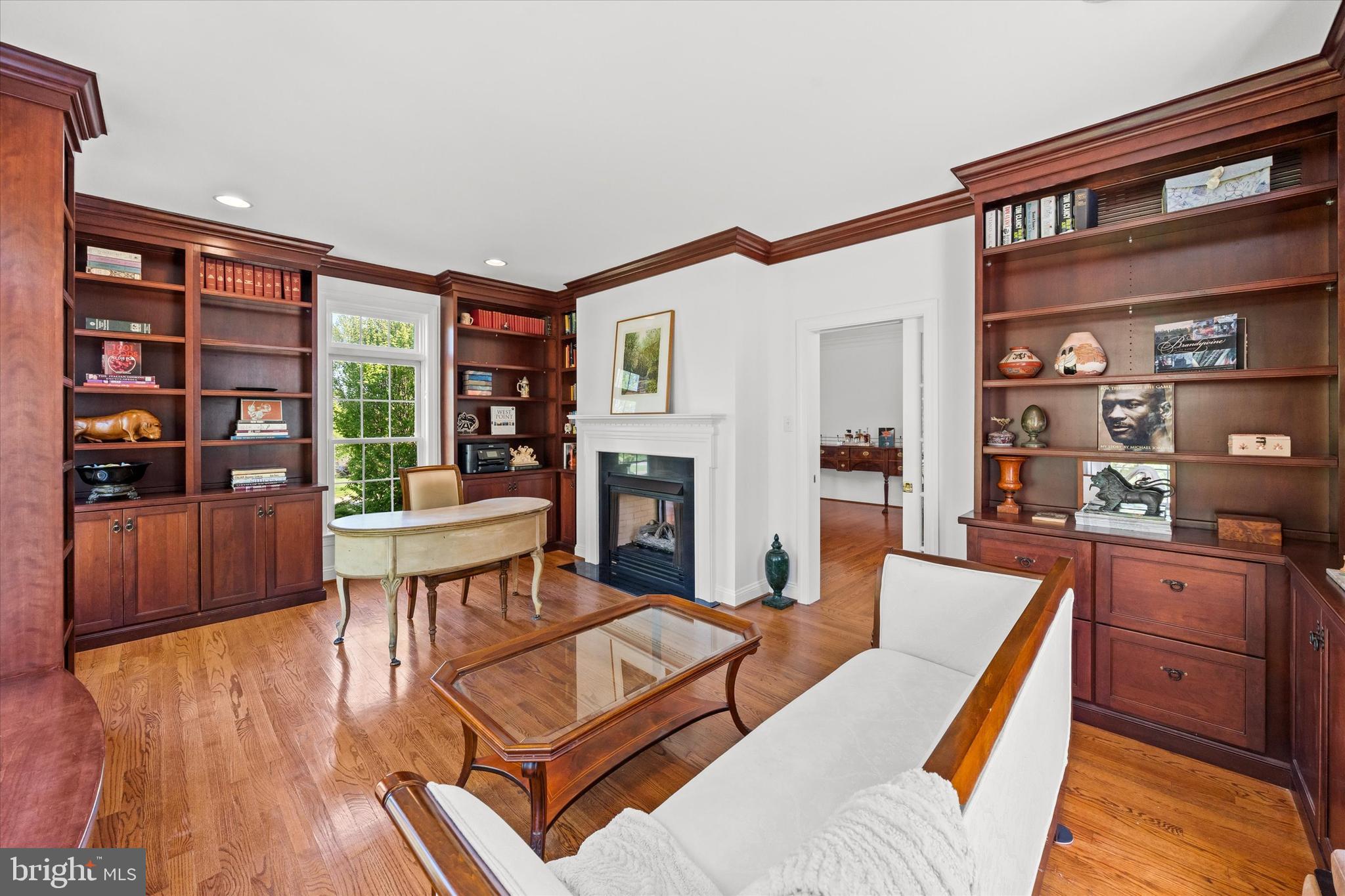 BLACKSHIRE - Residential