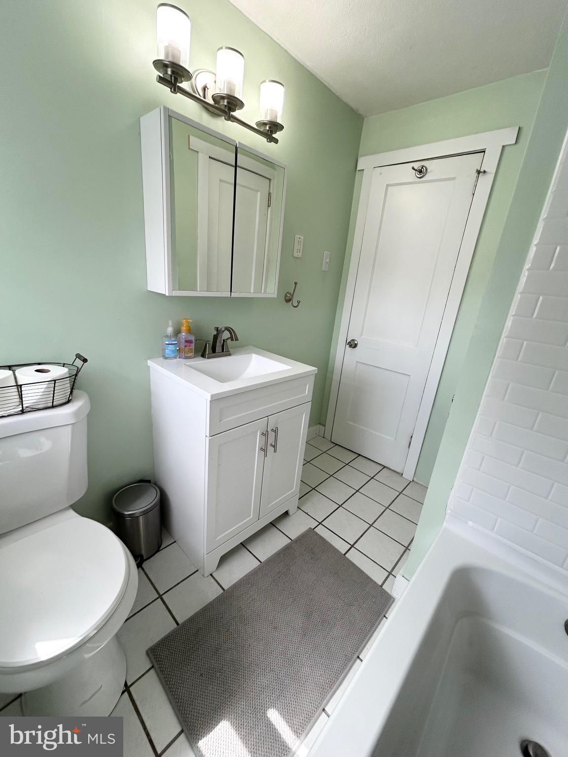 WYOMISSING HILLS - Residential