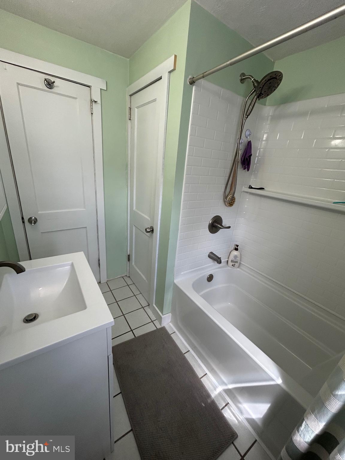 WYOMISSING HILLS - Residential