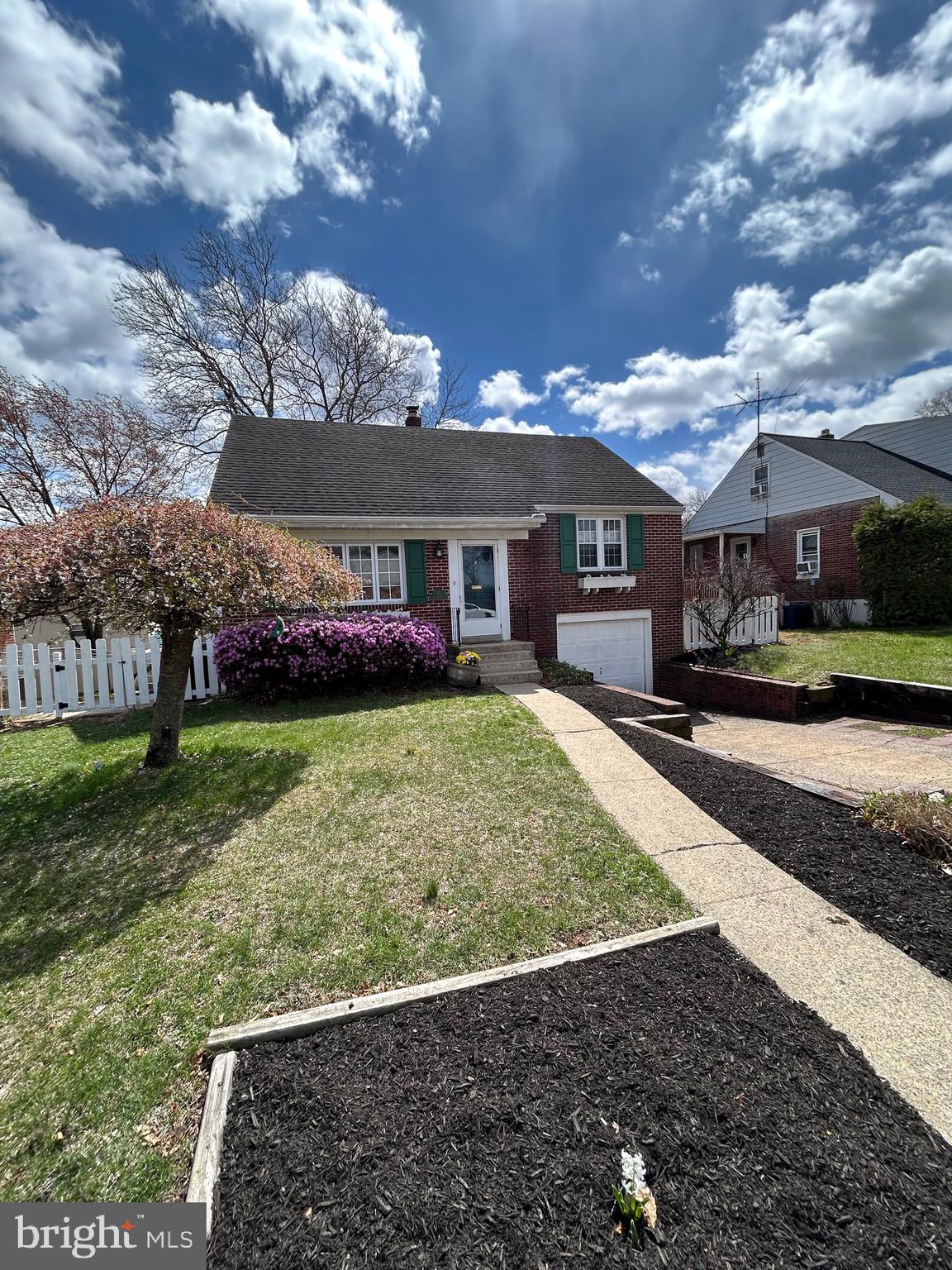 WYOMISSING HILLS - Residential