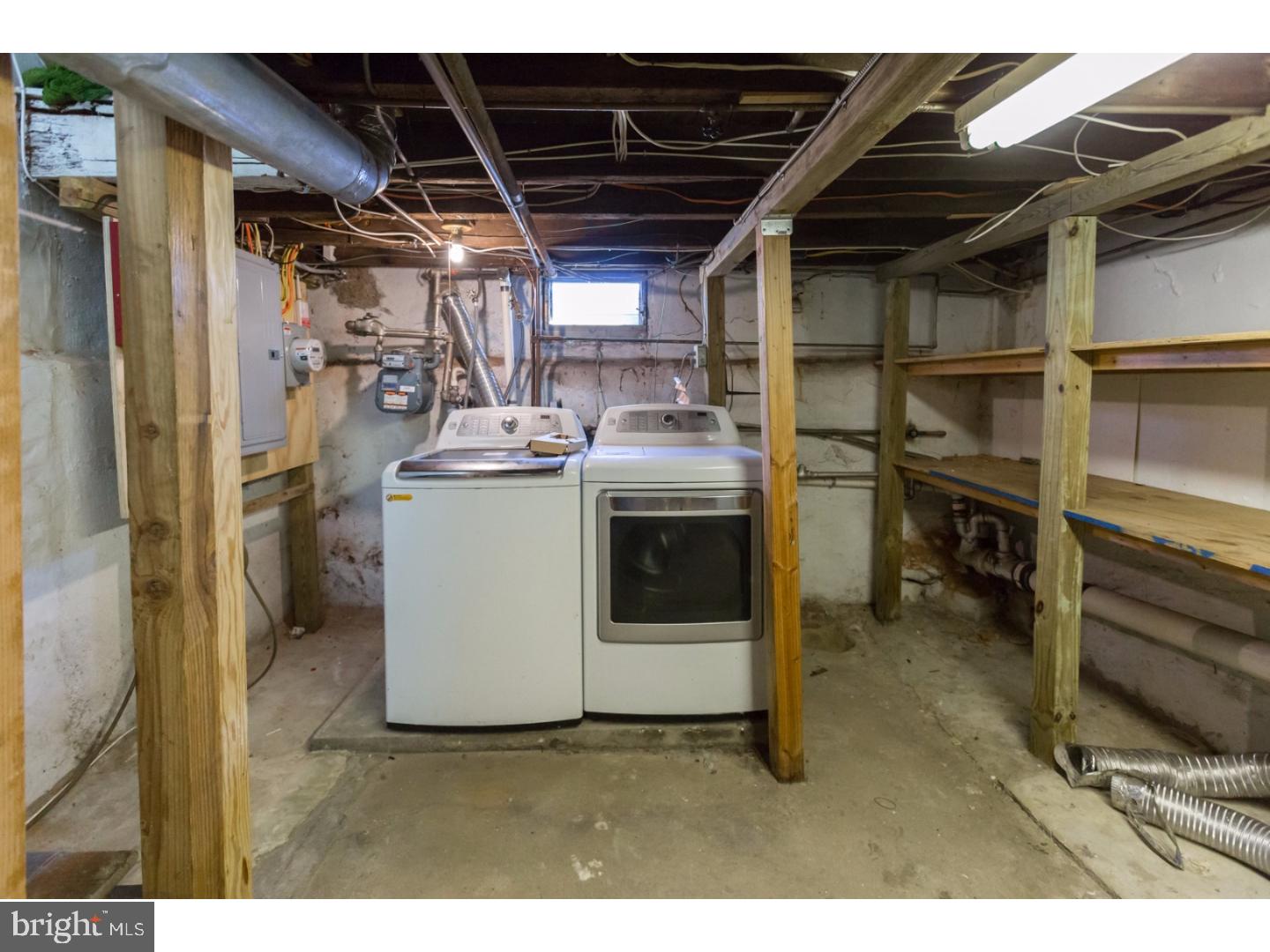 FISHTOWN - Commercial Sale