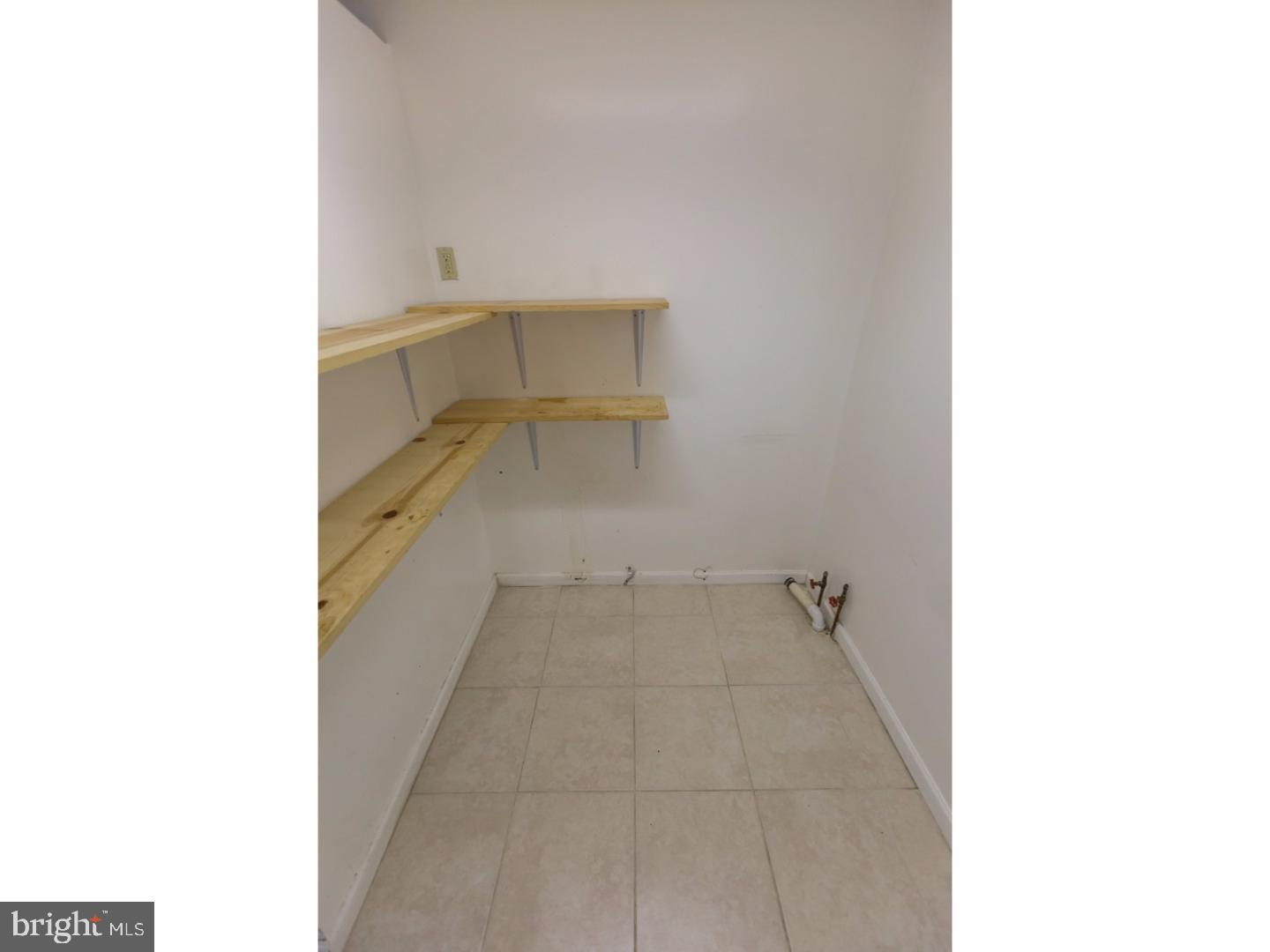 FISHTOWN - Commercial Sale