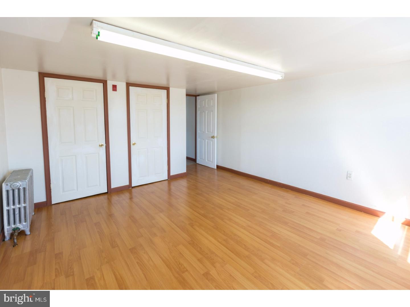 FISHTOWN - Commercial Sale