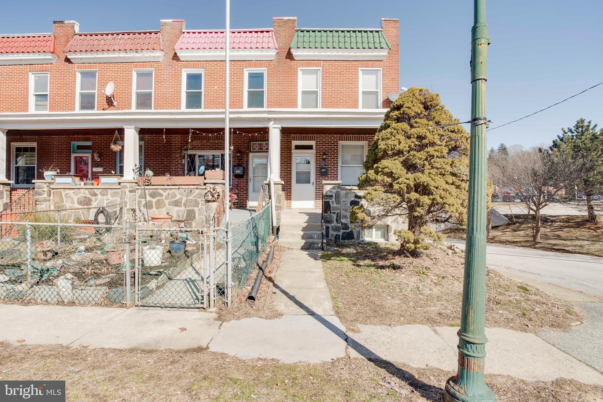 MEDFIELD - Residential Lease