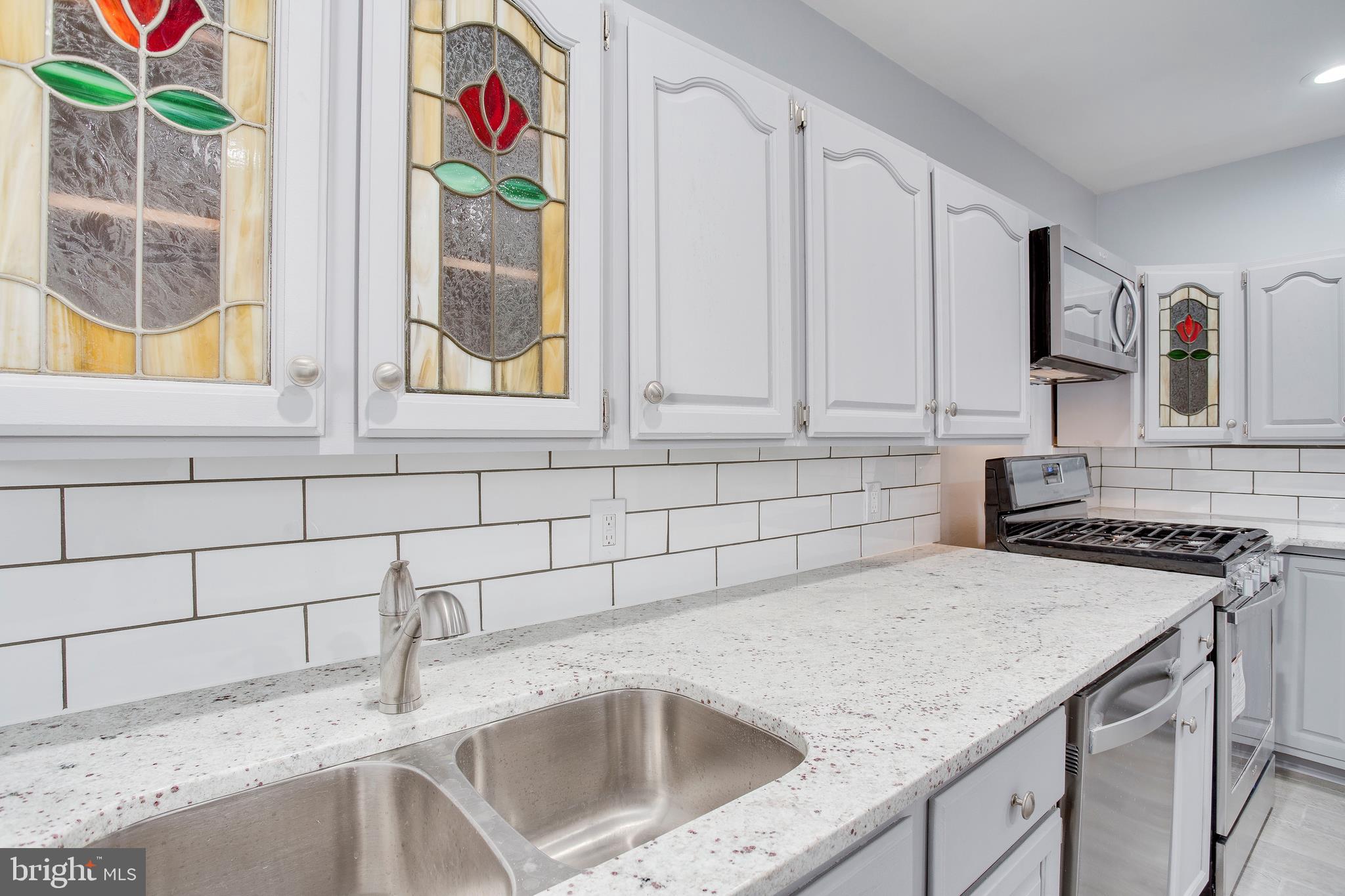 MEDFIELD - Residential Lease