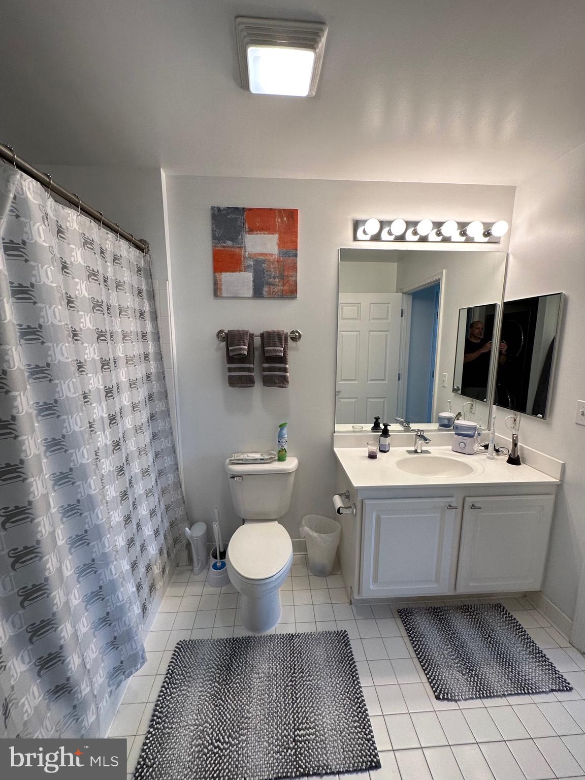 PIERSIDE AT HARBORVIEW - Residential