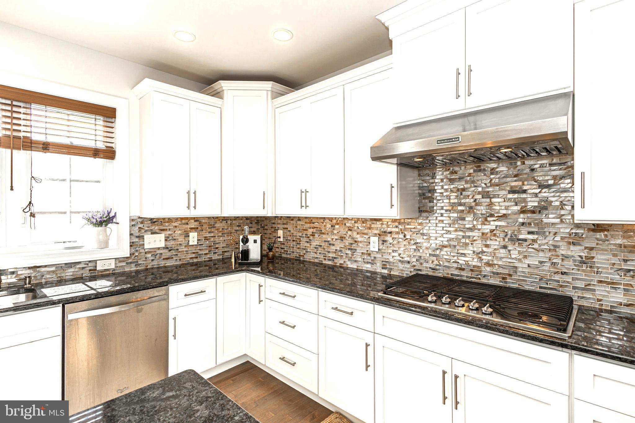 HORSHAM VALLEY ESTAT - Residential