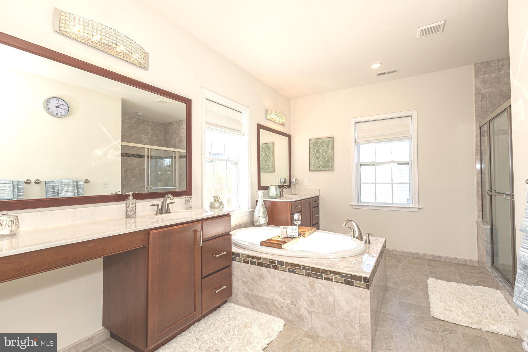 HORSHAM VALLEY ESTAT - Residential