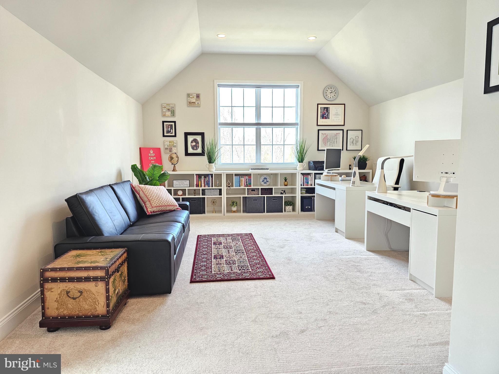 HORSHAM VALLEY ESTAT - Residential