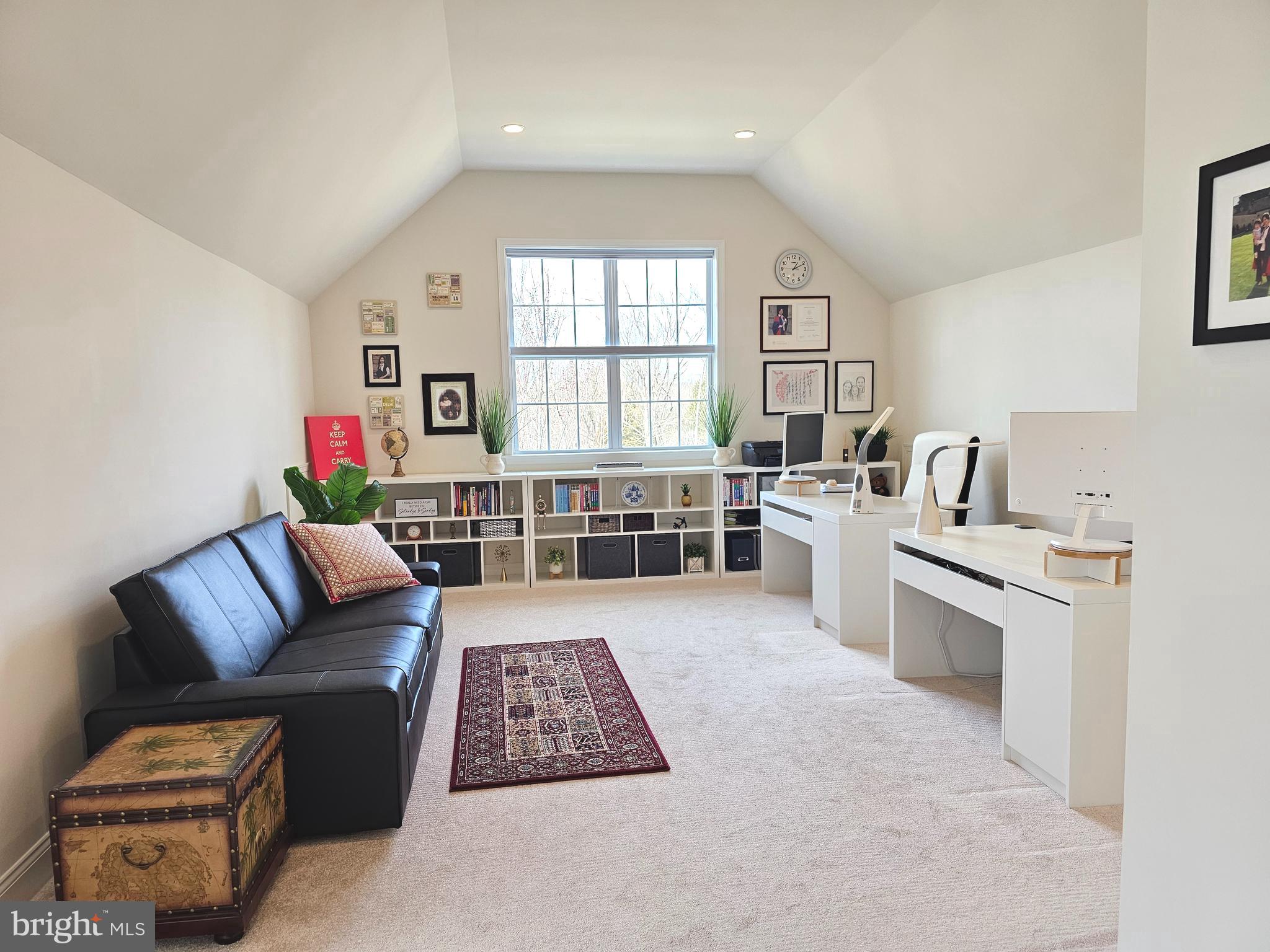 HORSHAM VALLEY ESTAT - Residential