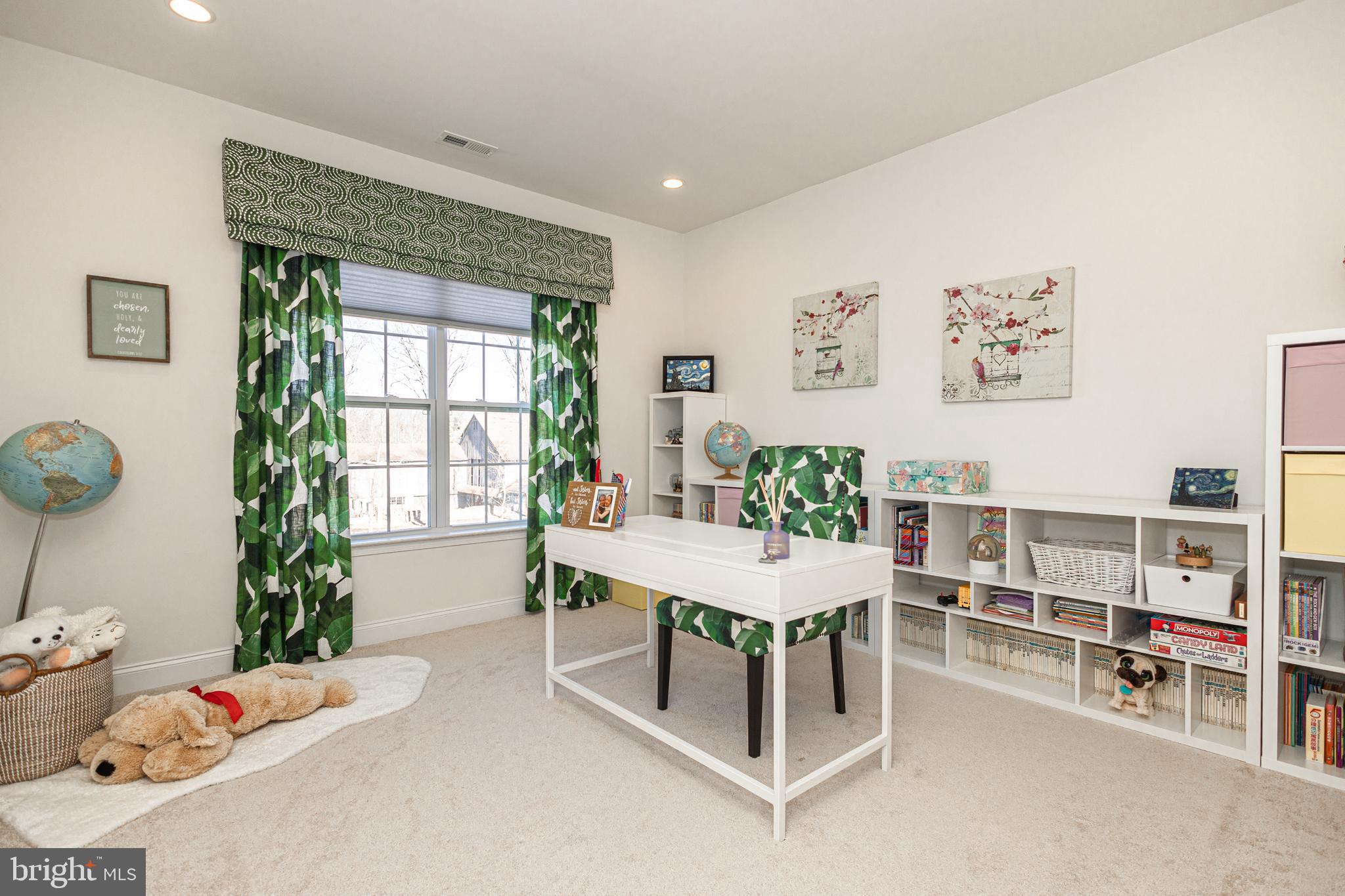 HORSHAM VALLEY ESTAT - Residential