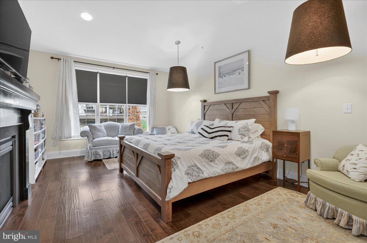 APPLEBROOK MEADOWS - Residential