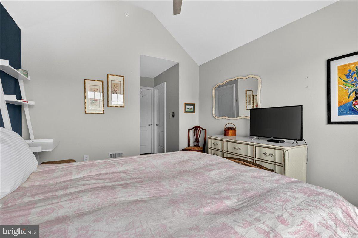 APPLEBROOK MEADOWS - Residential