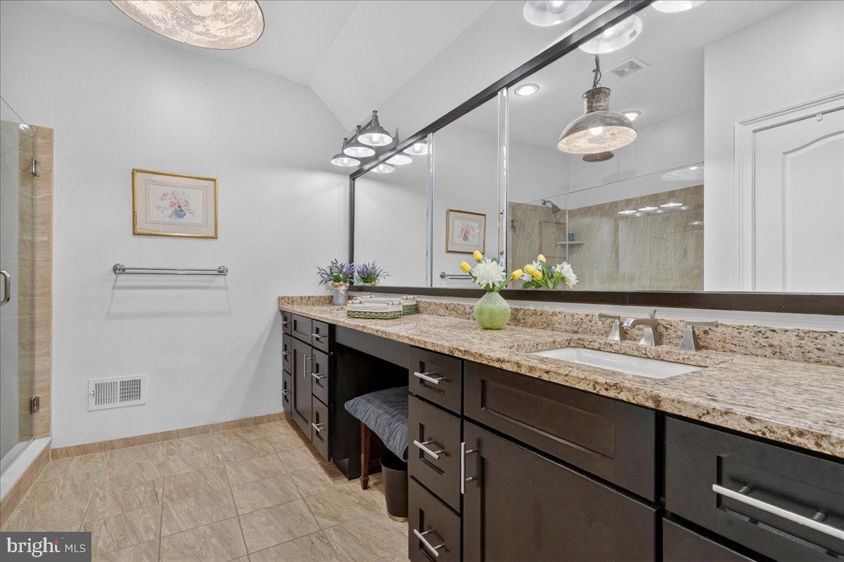 APPLEBROOK MEADOWS - Residential