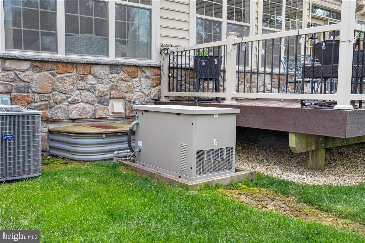 APPLEBROOK MEADOWS - Residential