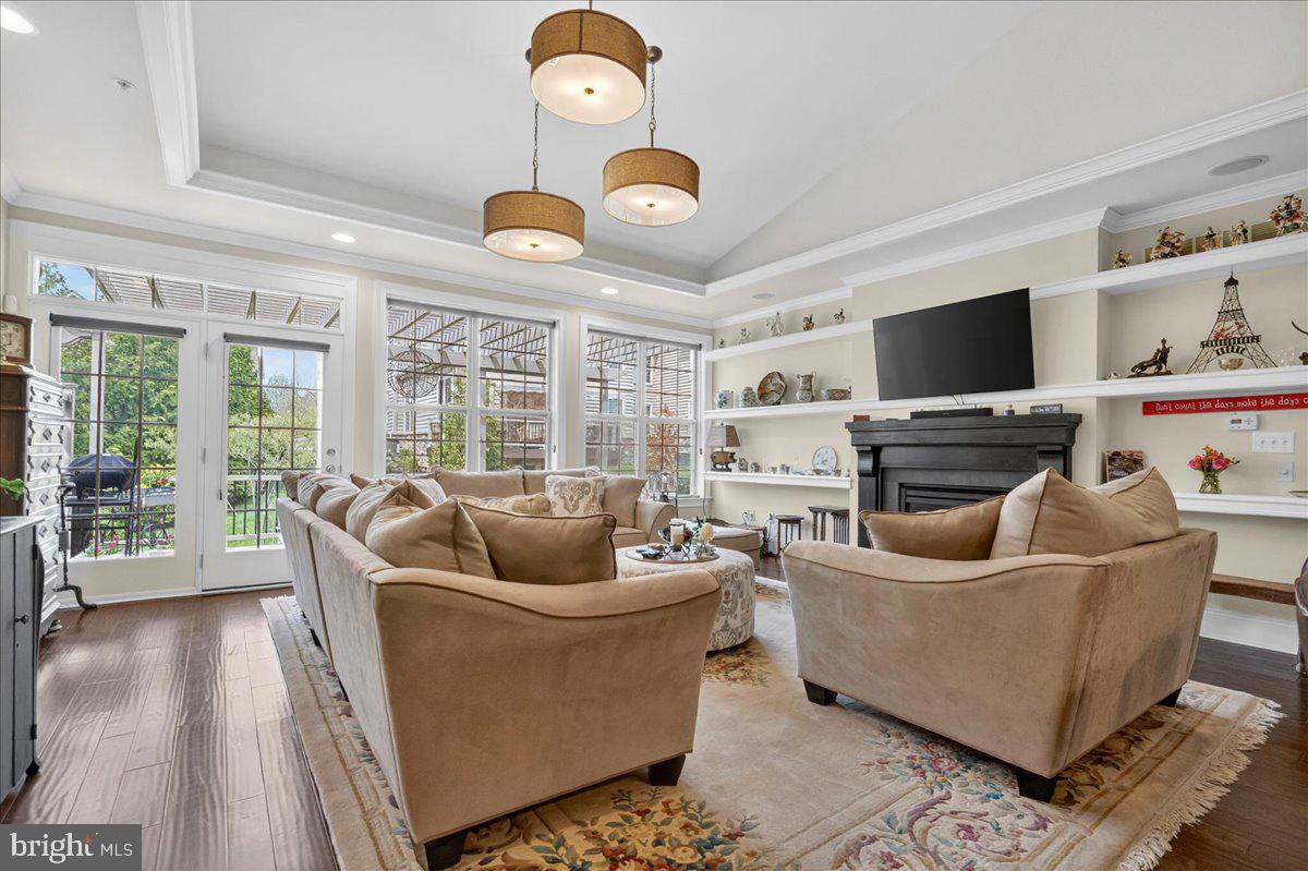 APPLEBROOK MEADOWS - Residential