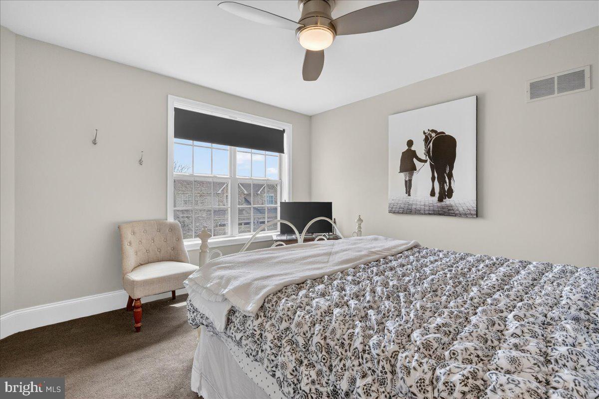 APPLEBROOK MEADOWS - Residential