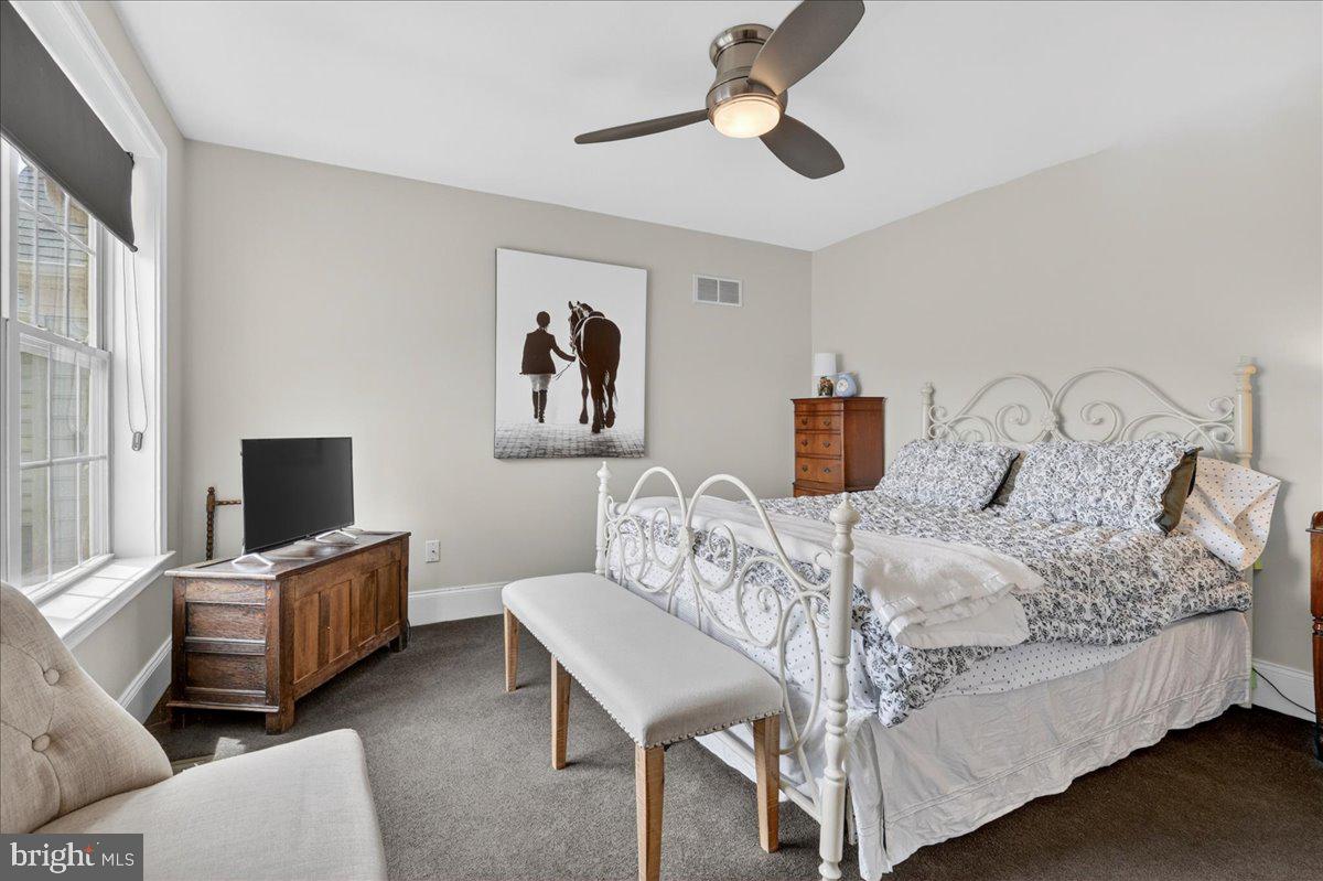 APPLEBROOK MEADOWS - Residential