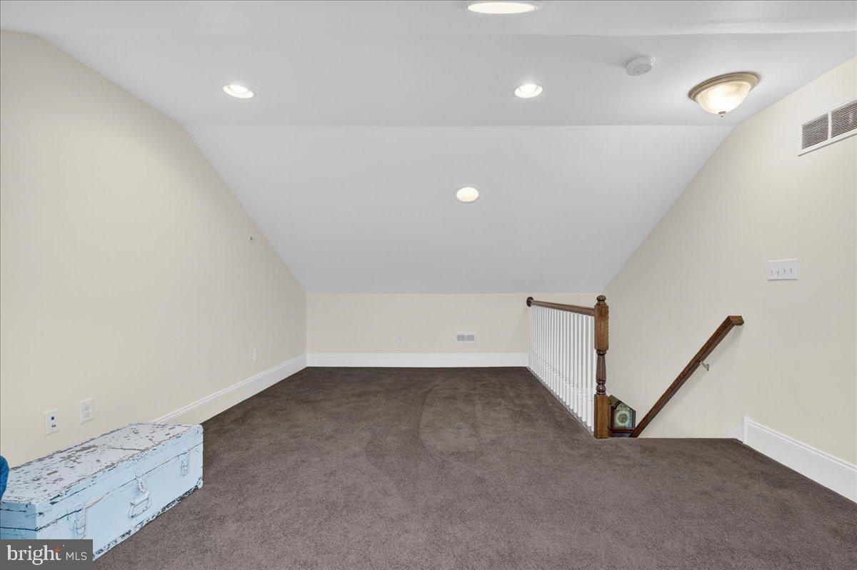 APPLEBROOK MEADOWS - Residential