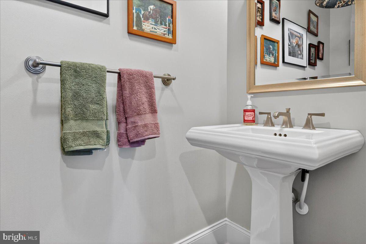 APPLEBROOK MEADOWS - Residential