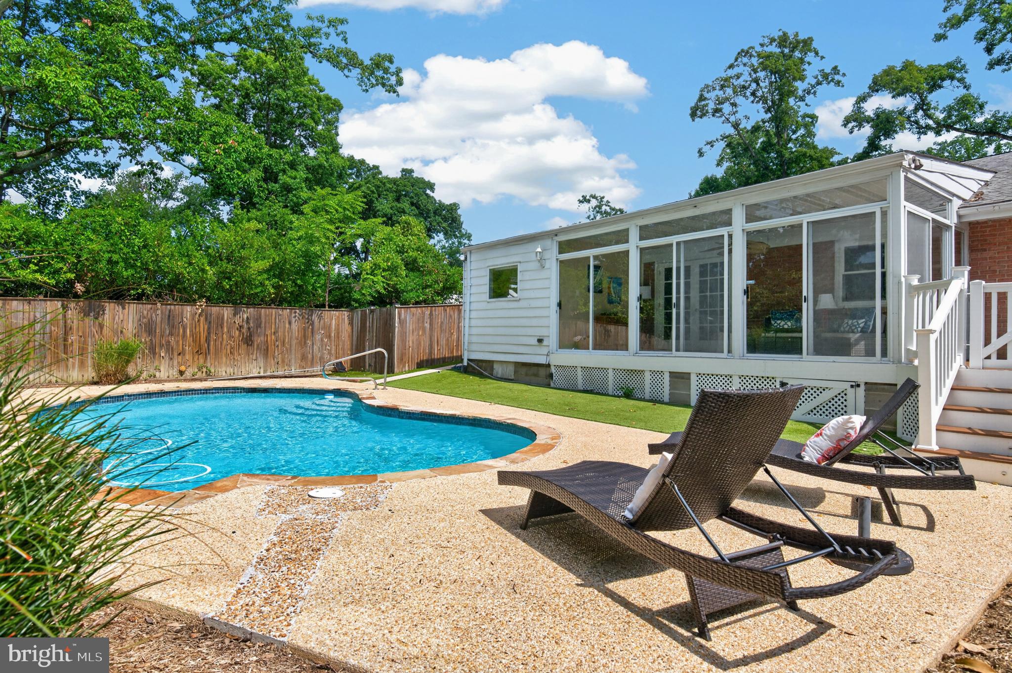 119 CRESSTON ROAD