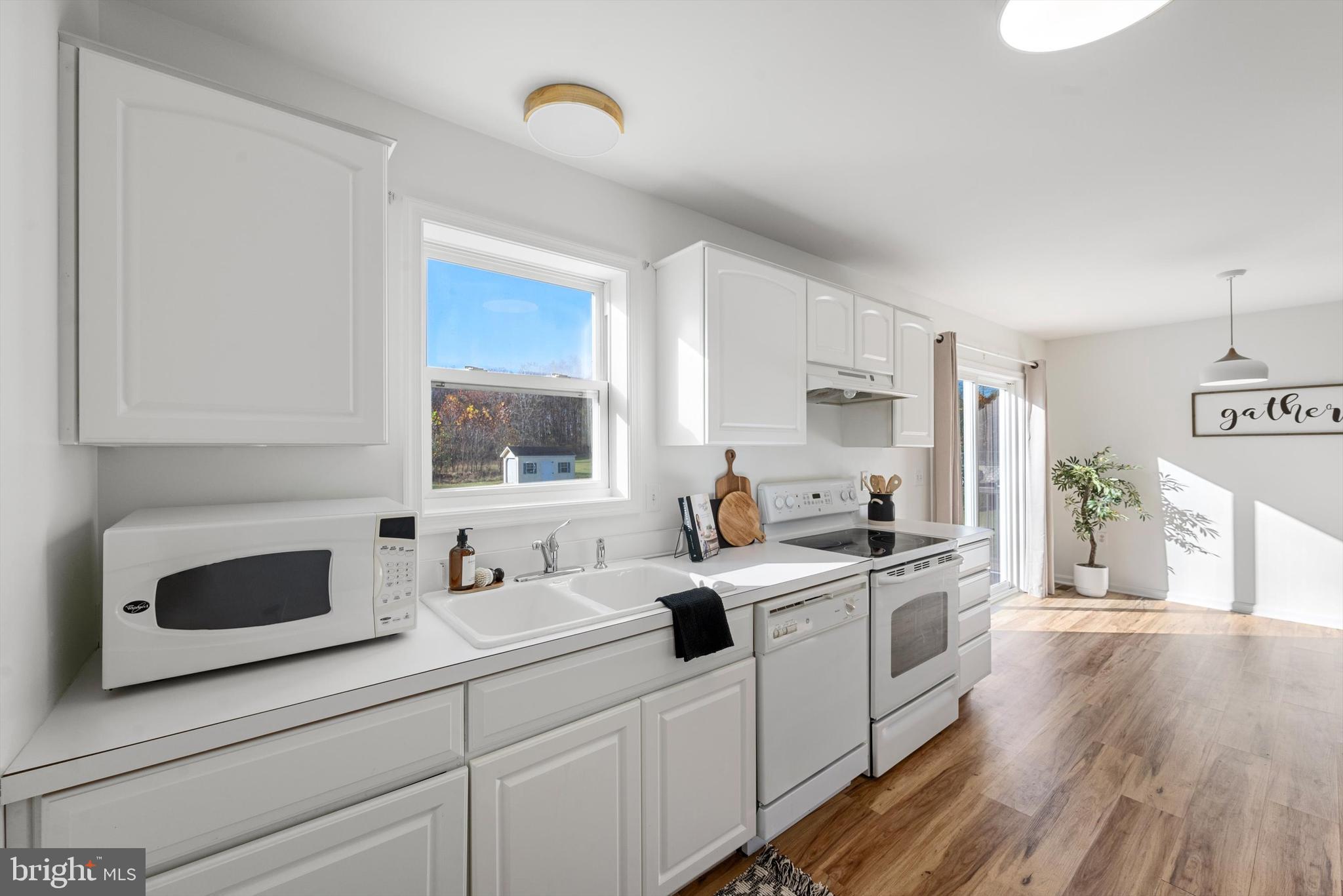 WHITINGS NECK - Residential