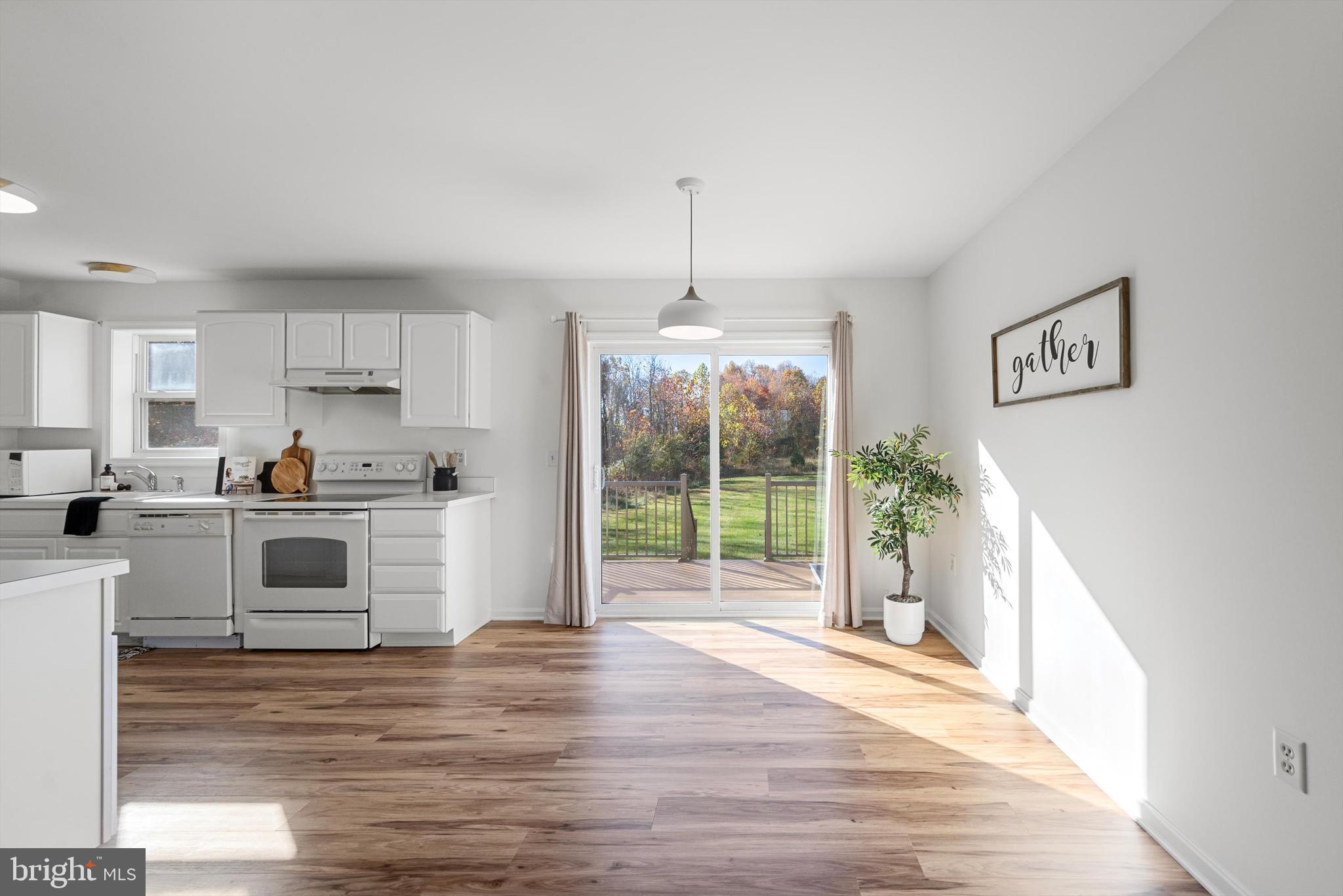 WHITINGS NECK - Residential