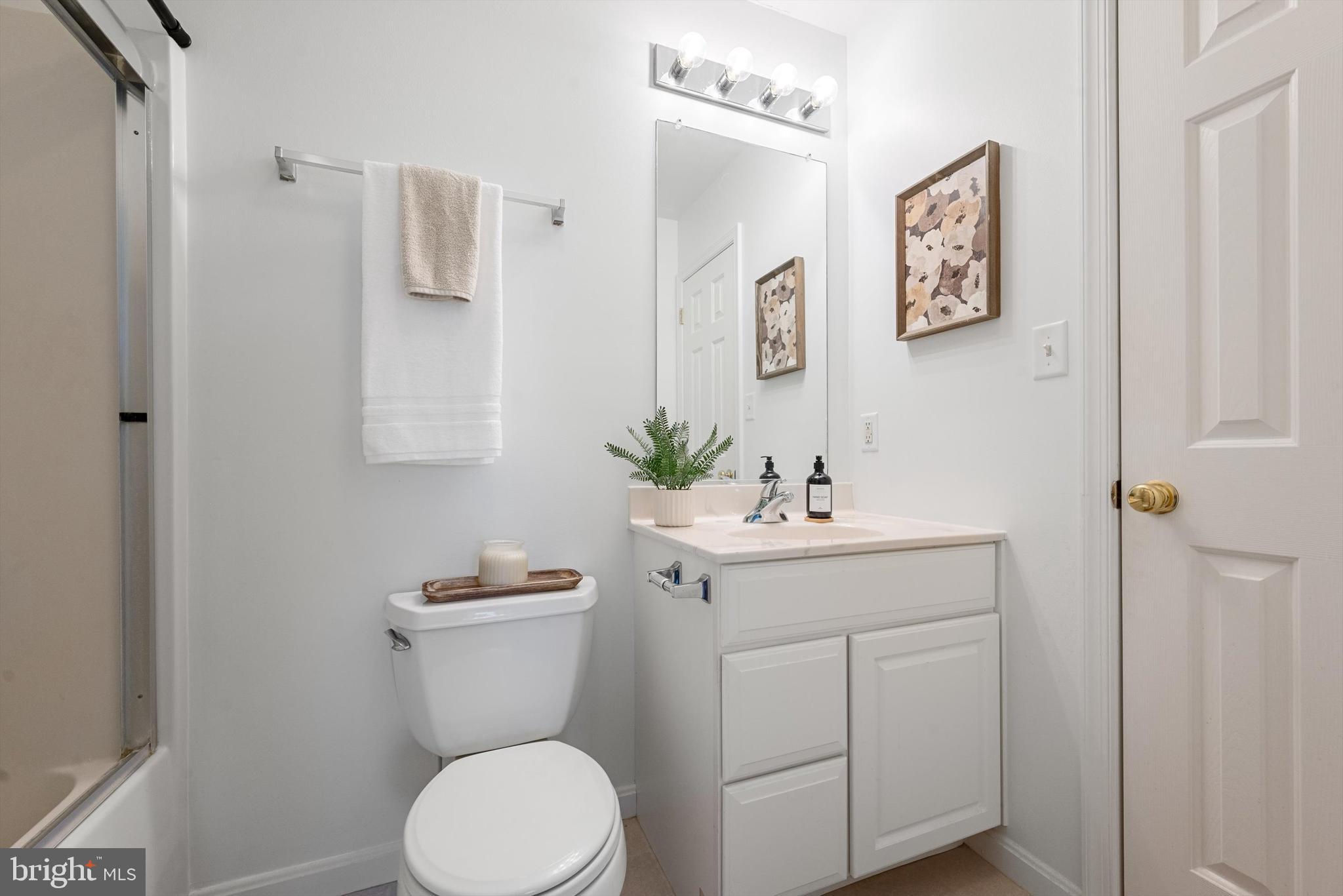 WHITINGS NECK - Residential