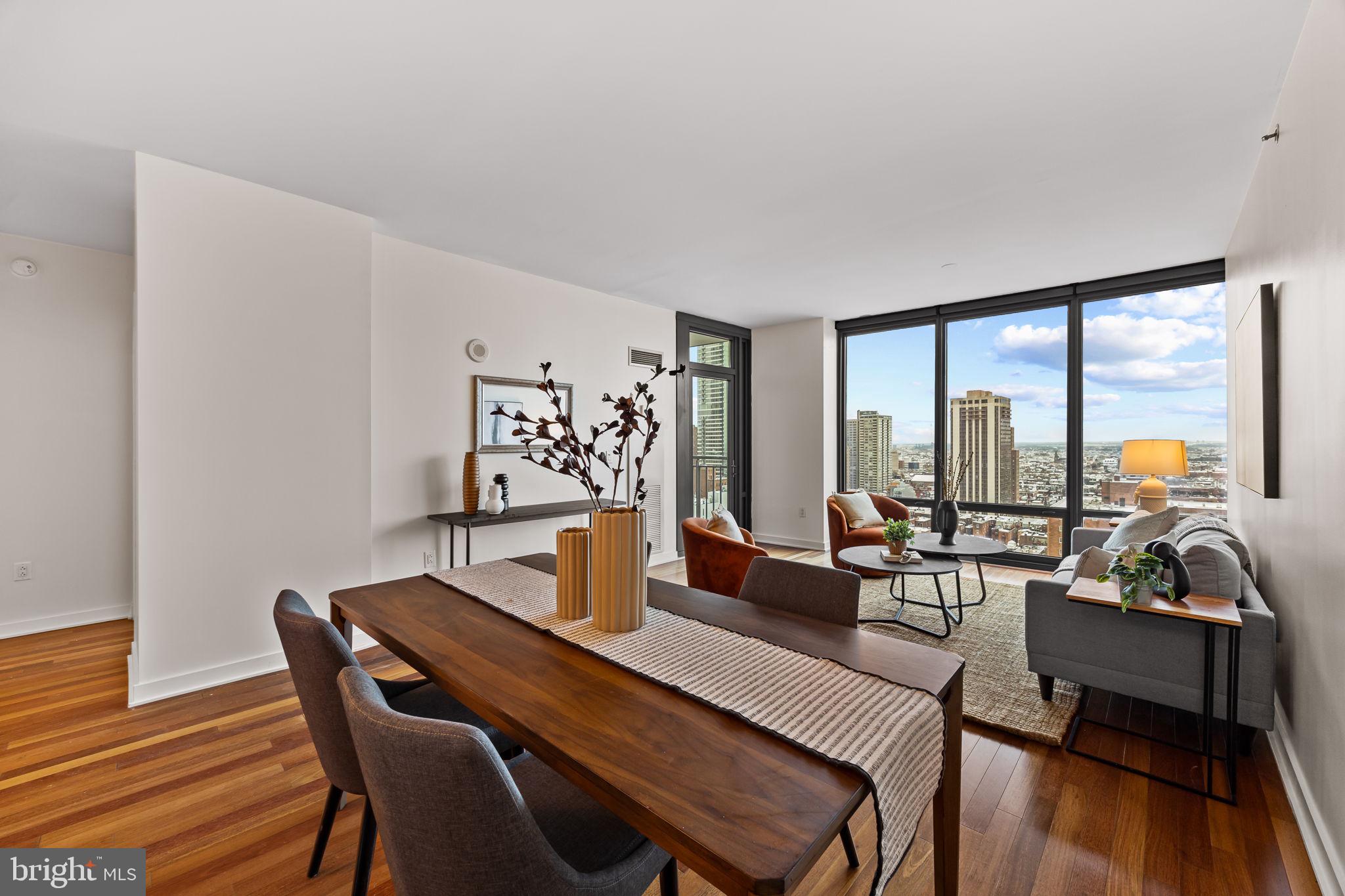 RITTENHOUSE SQUARE - Residential