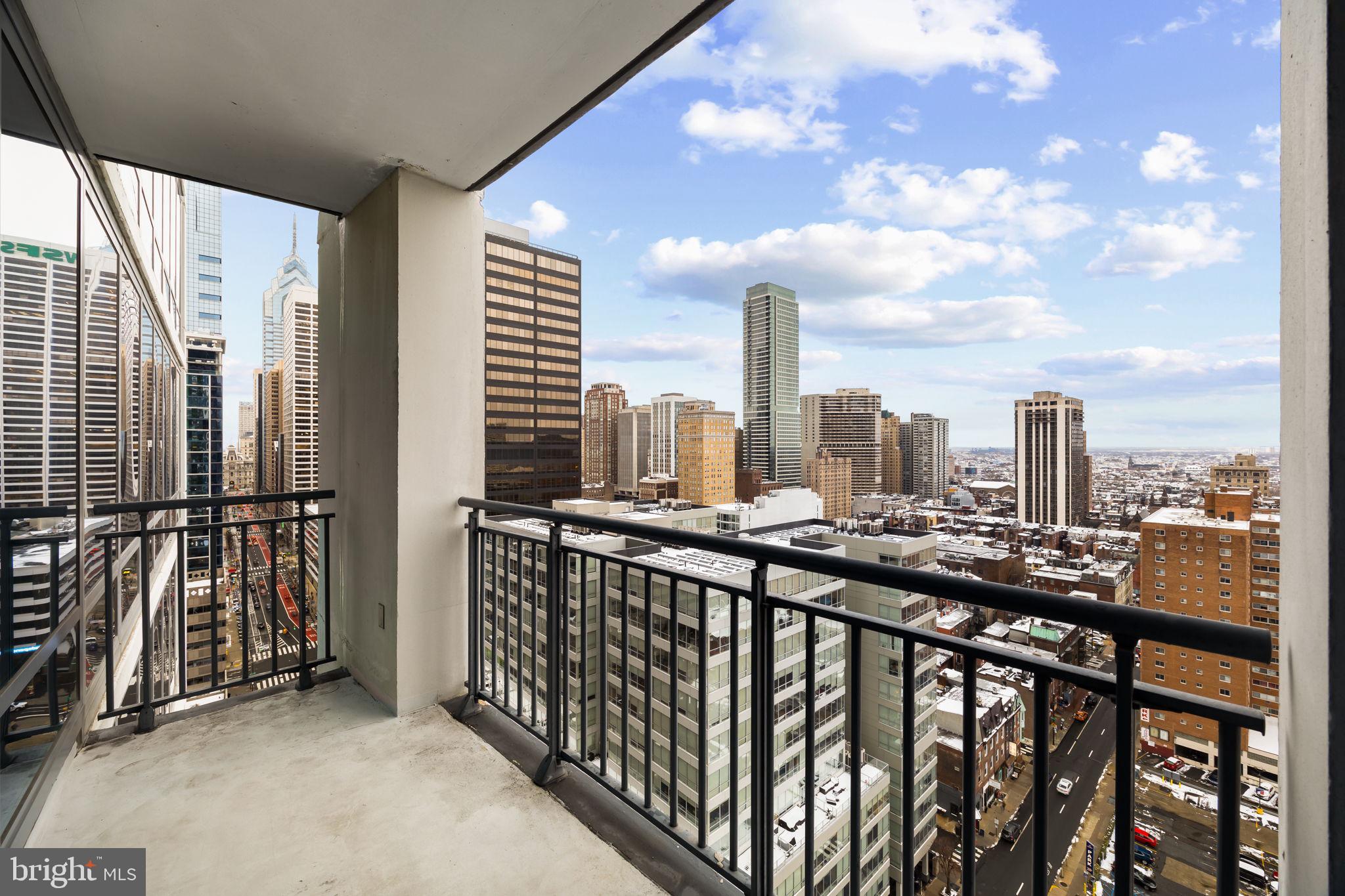 RITTENHOUSE SQUARE - Residential