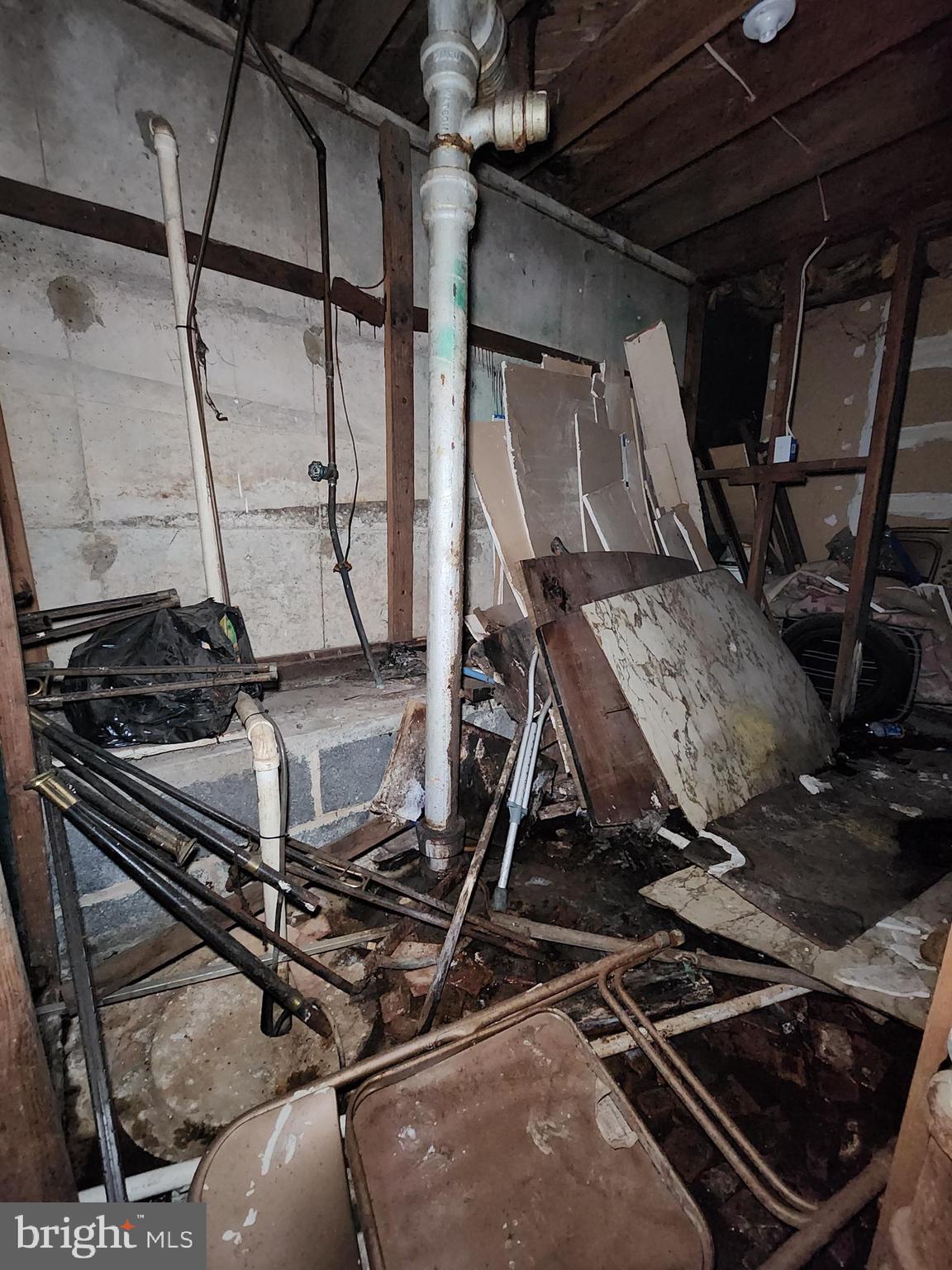 ROCKCREST - Residential