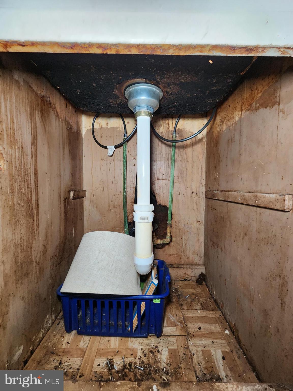 ROCKCREST - Residential