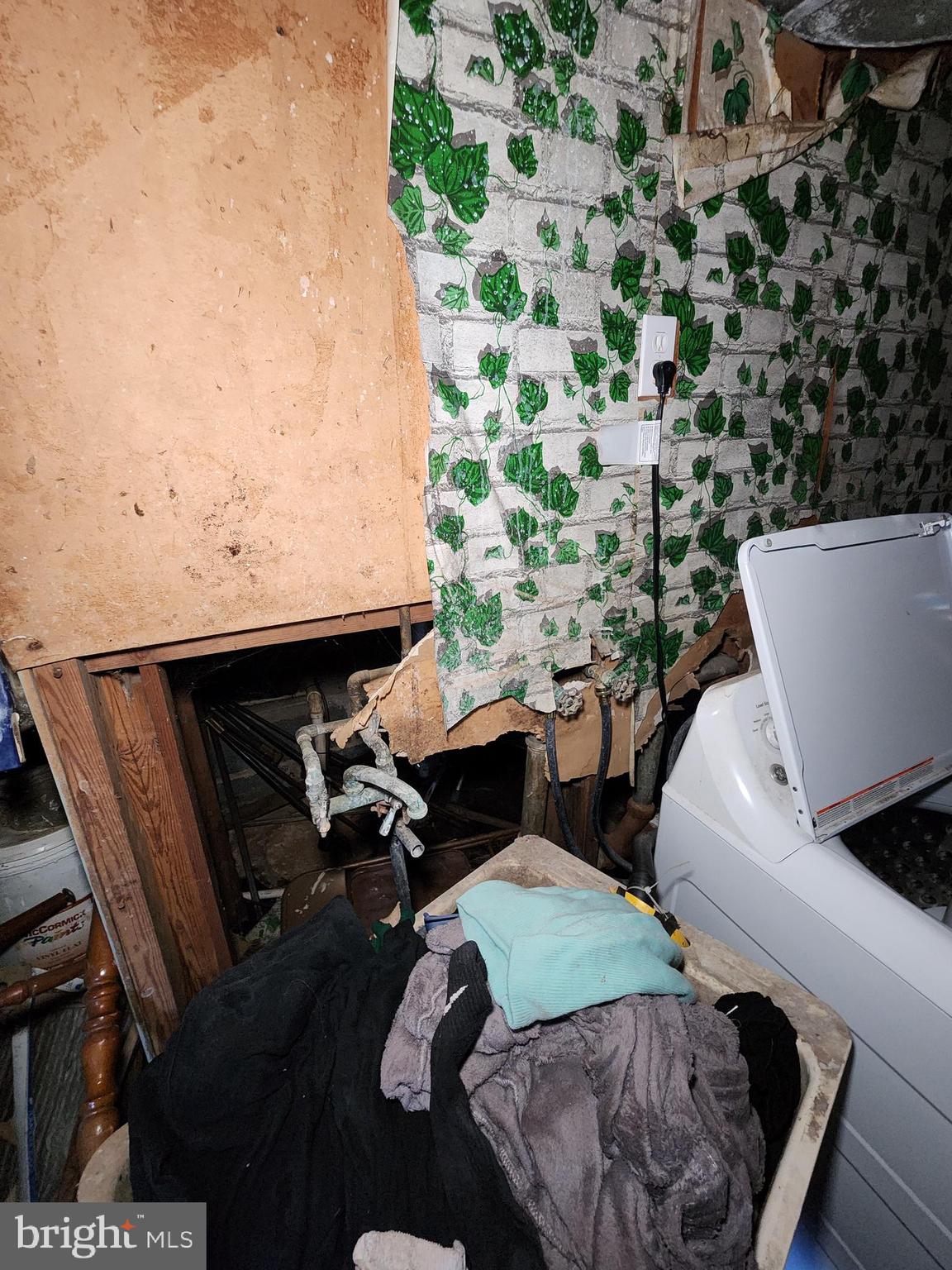 ROCKCREST - Residential