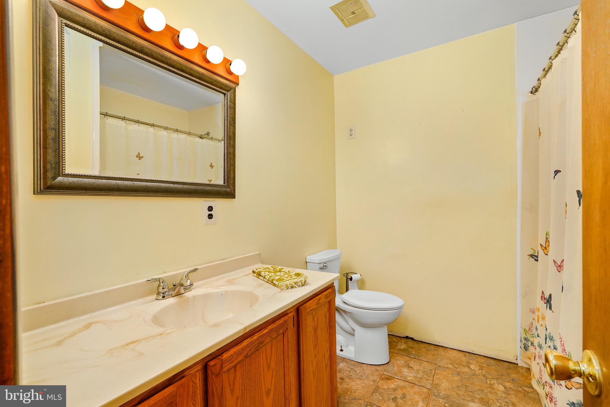 CHESAPEAKE ISLE - Residential