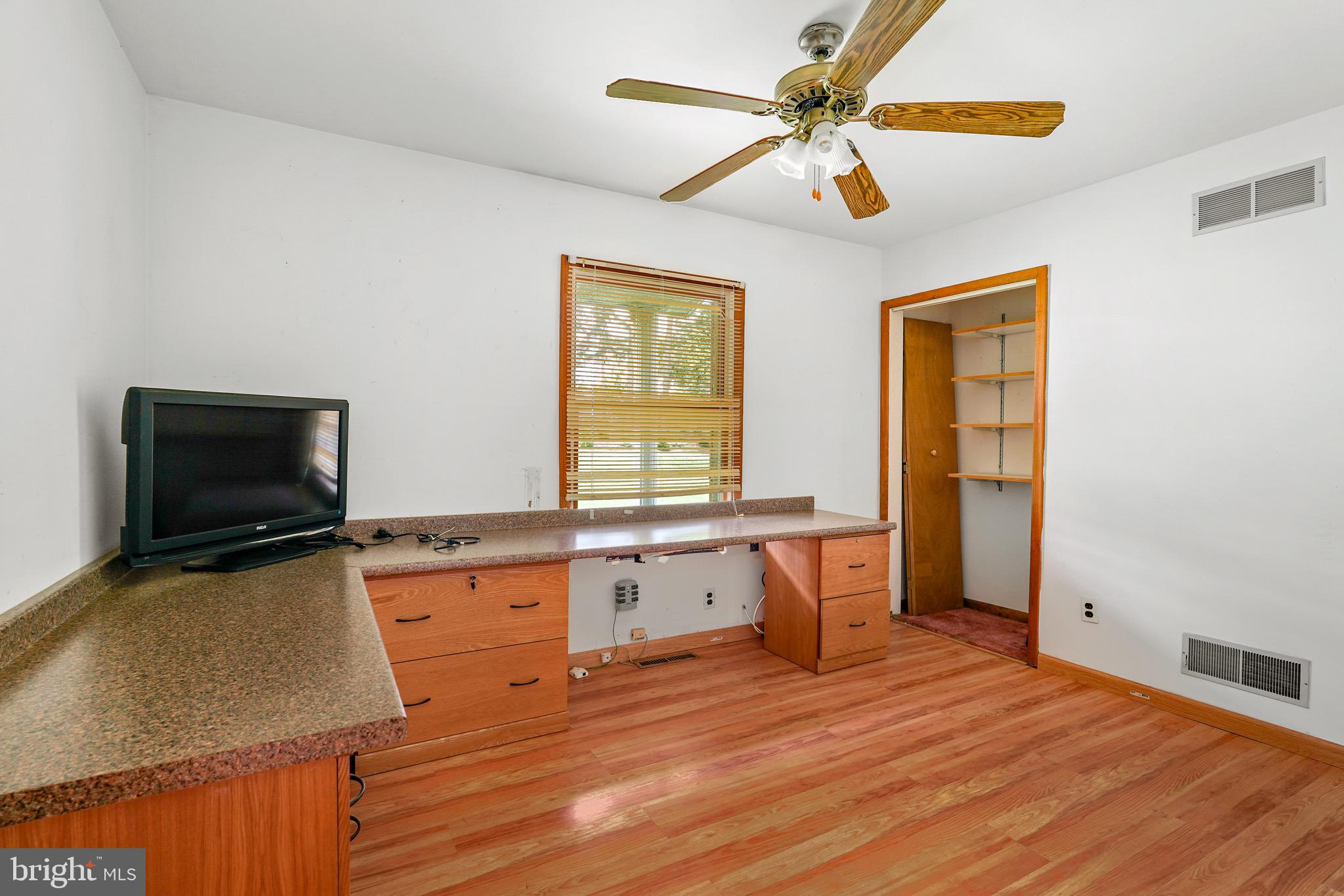 CHESAPEAKE ISLE - Residential