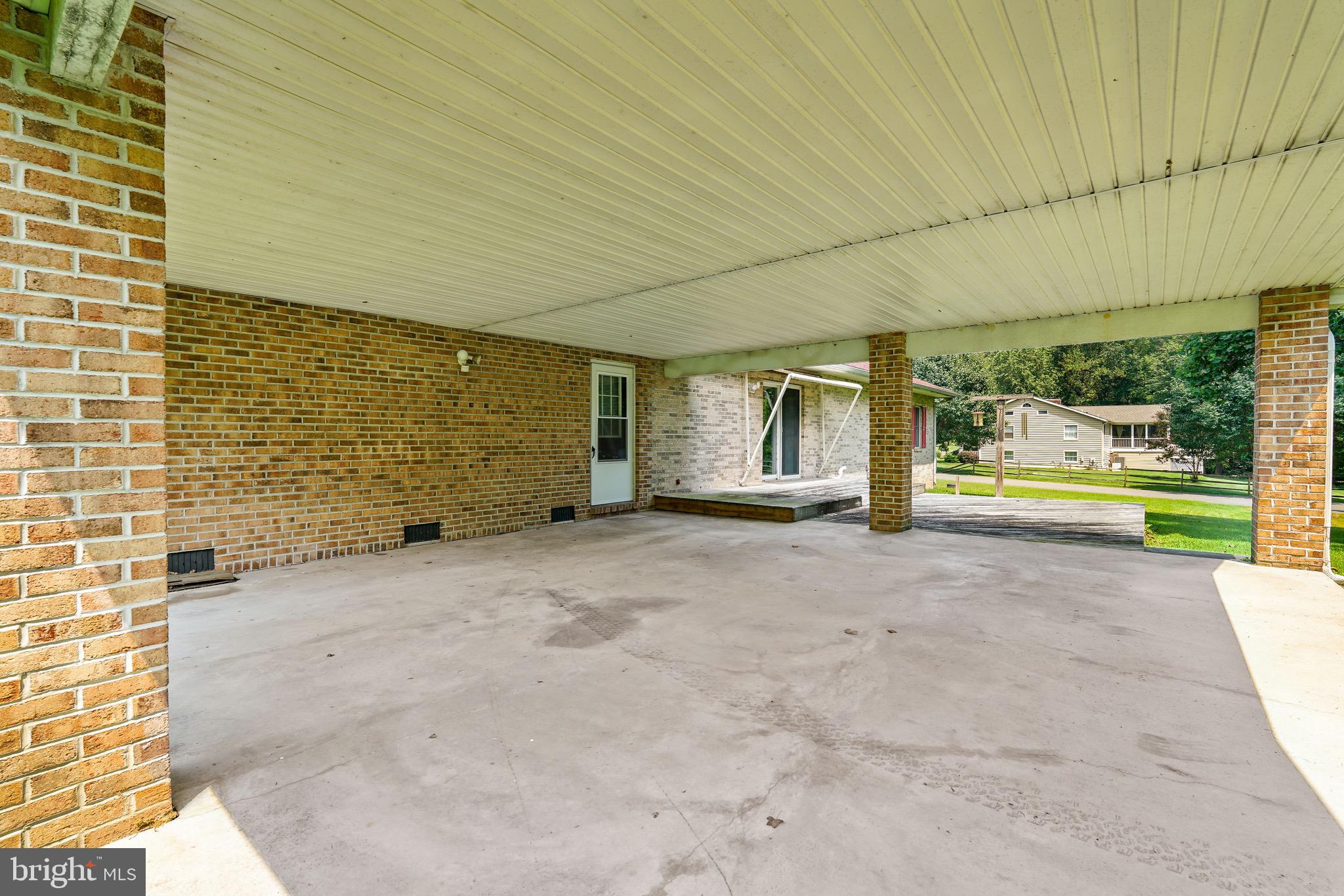 CHESAPEAKE ISLE - Residential