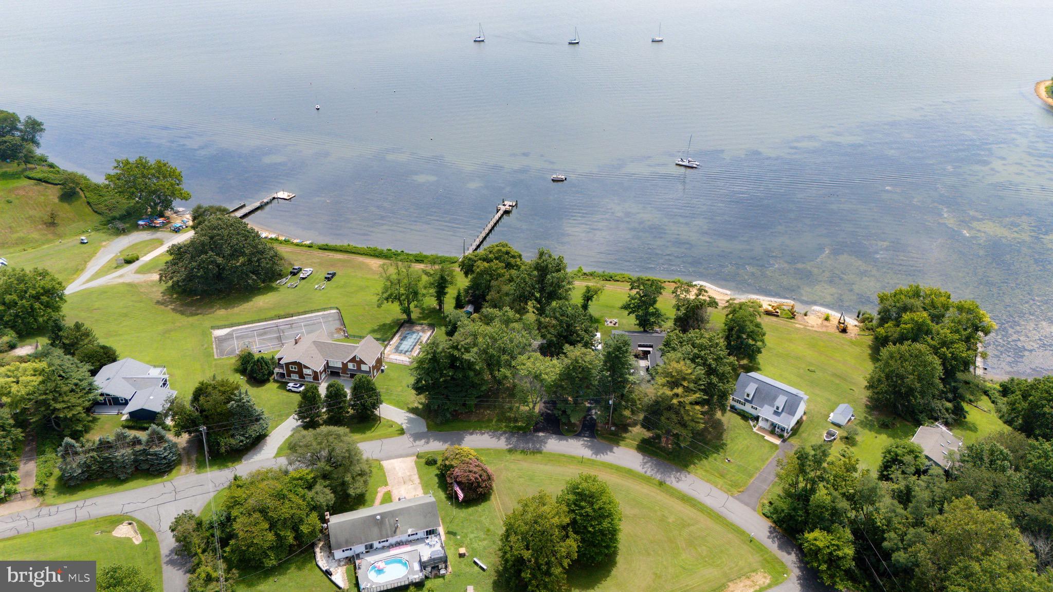 CHESAPEAKE ISLE - Residential