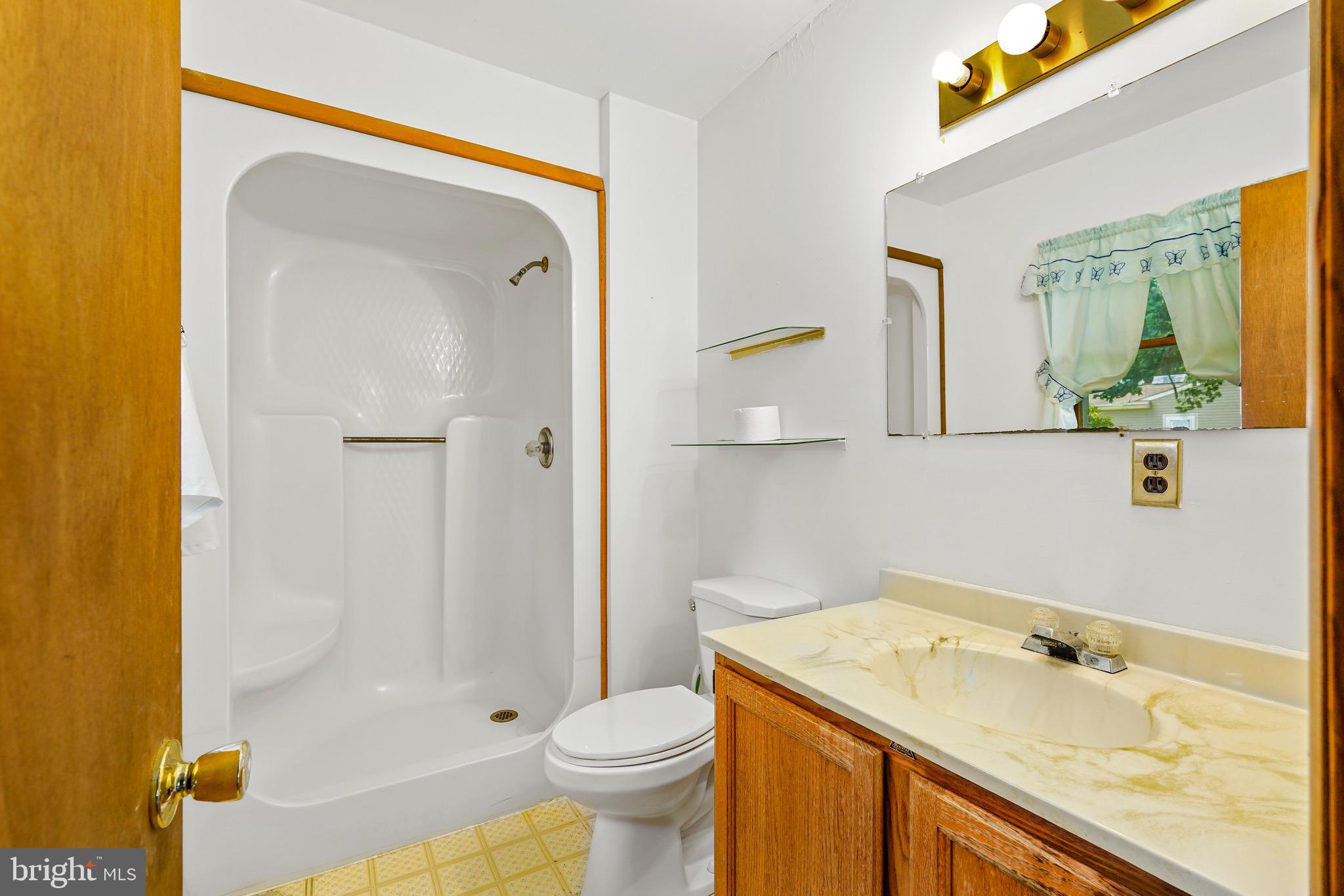 CHESAPEAKE ISLE - Residential