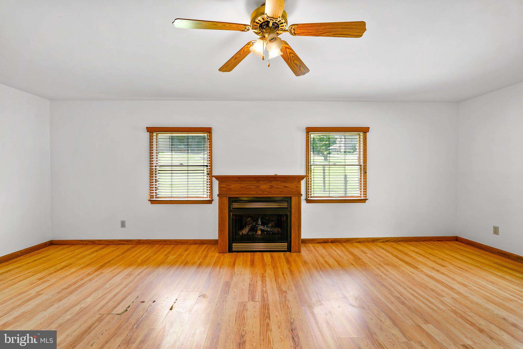 CHESAPEAKE ISLE - Residential