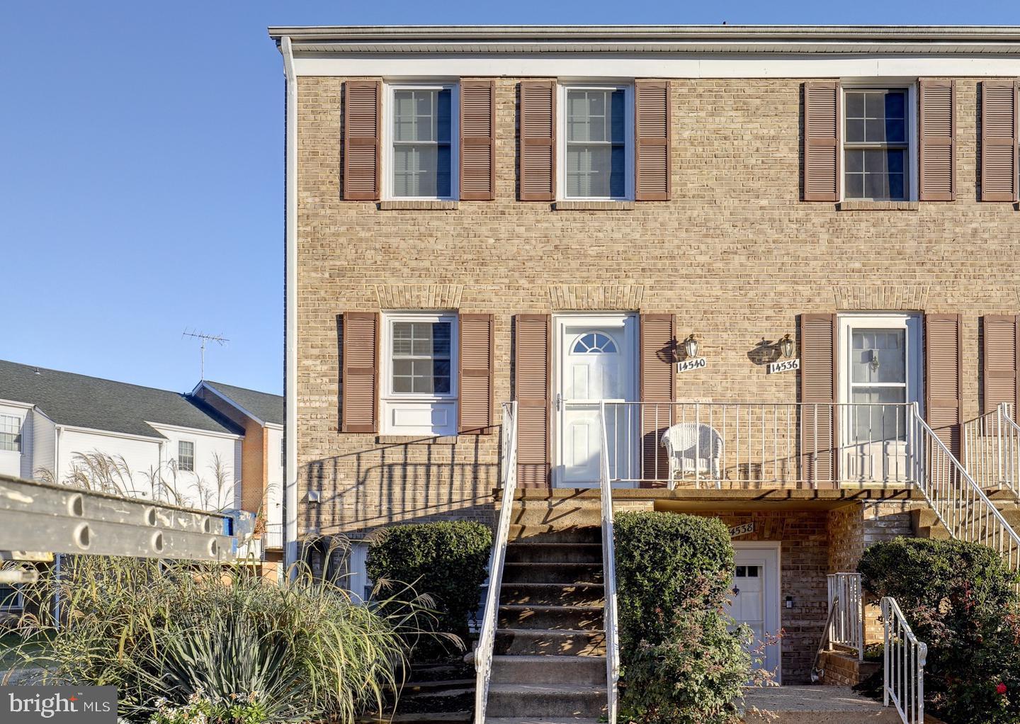 THE MEADOWS - Residential Lease